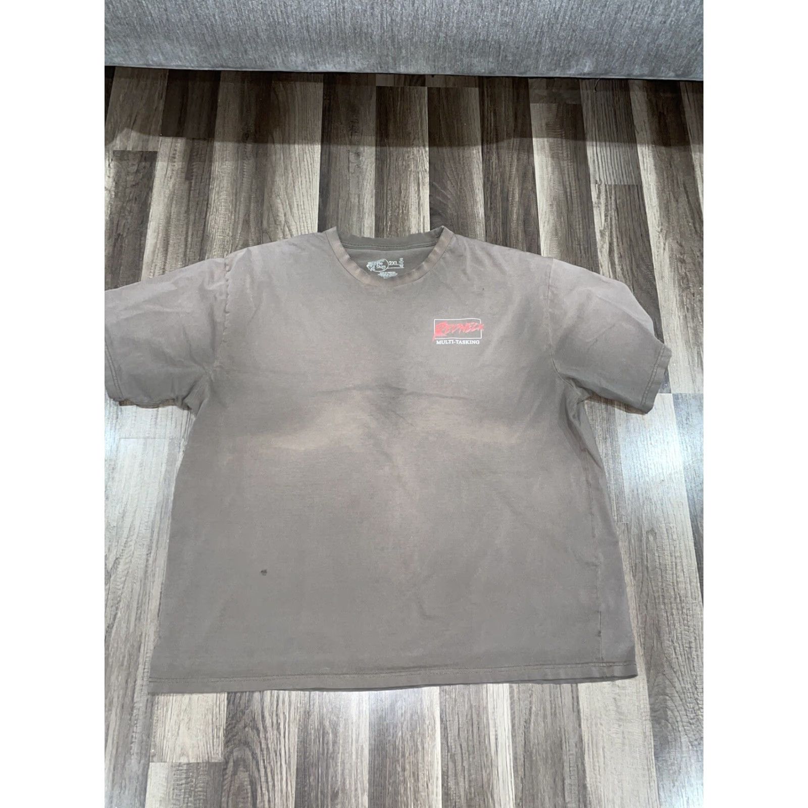 Bass Pro Shops Bass Pro Shop Distressed “multitasker” T-shirt Brown 2XL Mens Regular Size 2XL Size US XXL / EU 58 / 5 - 2 Thumbnail