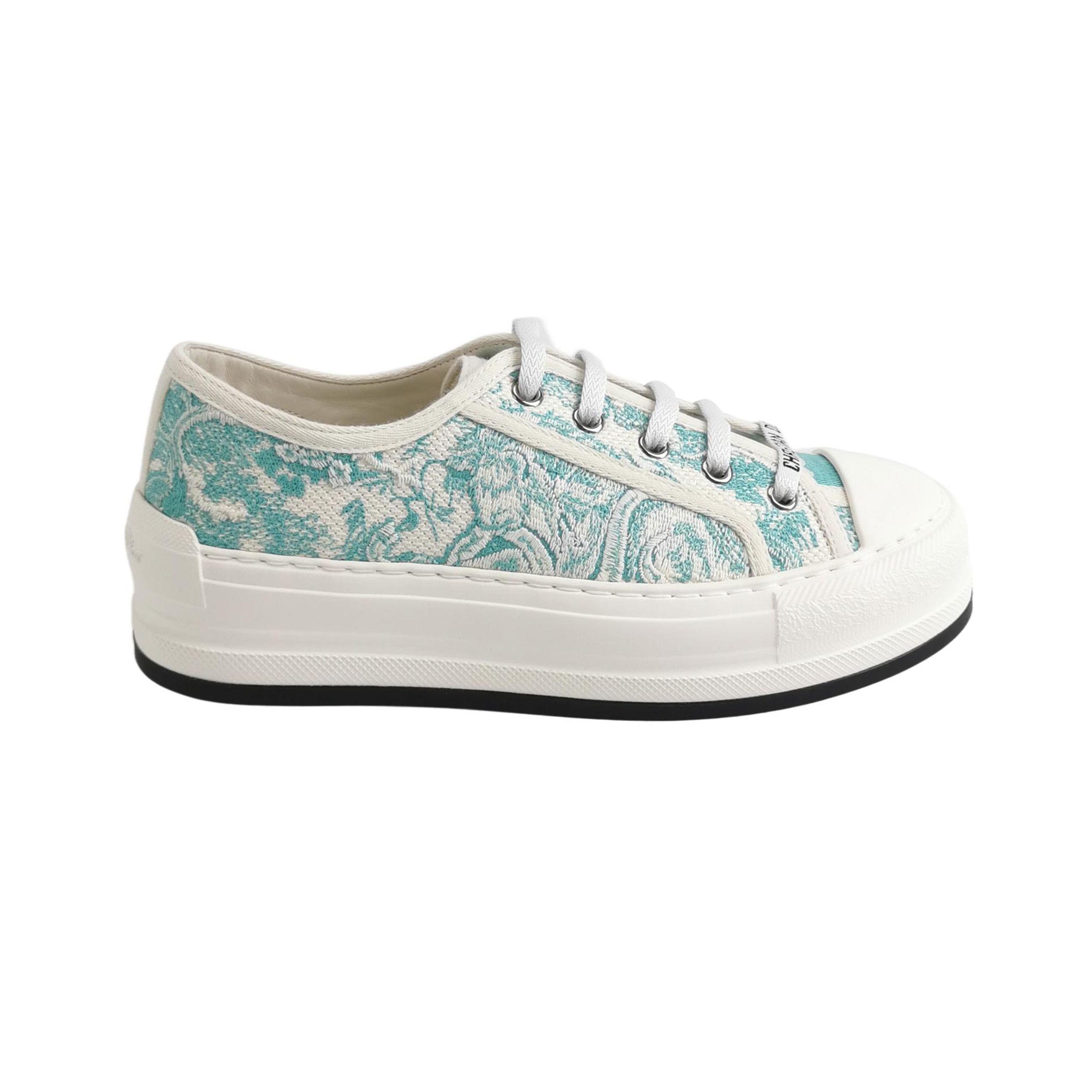 Dior Dior Women 5 Lowtop Sneakers Size US 5 / IT 35 - 1 Thumbnail