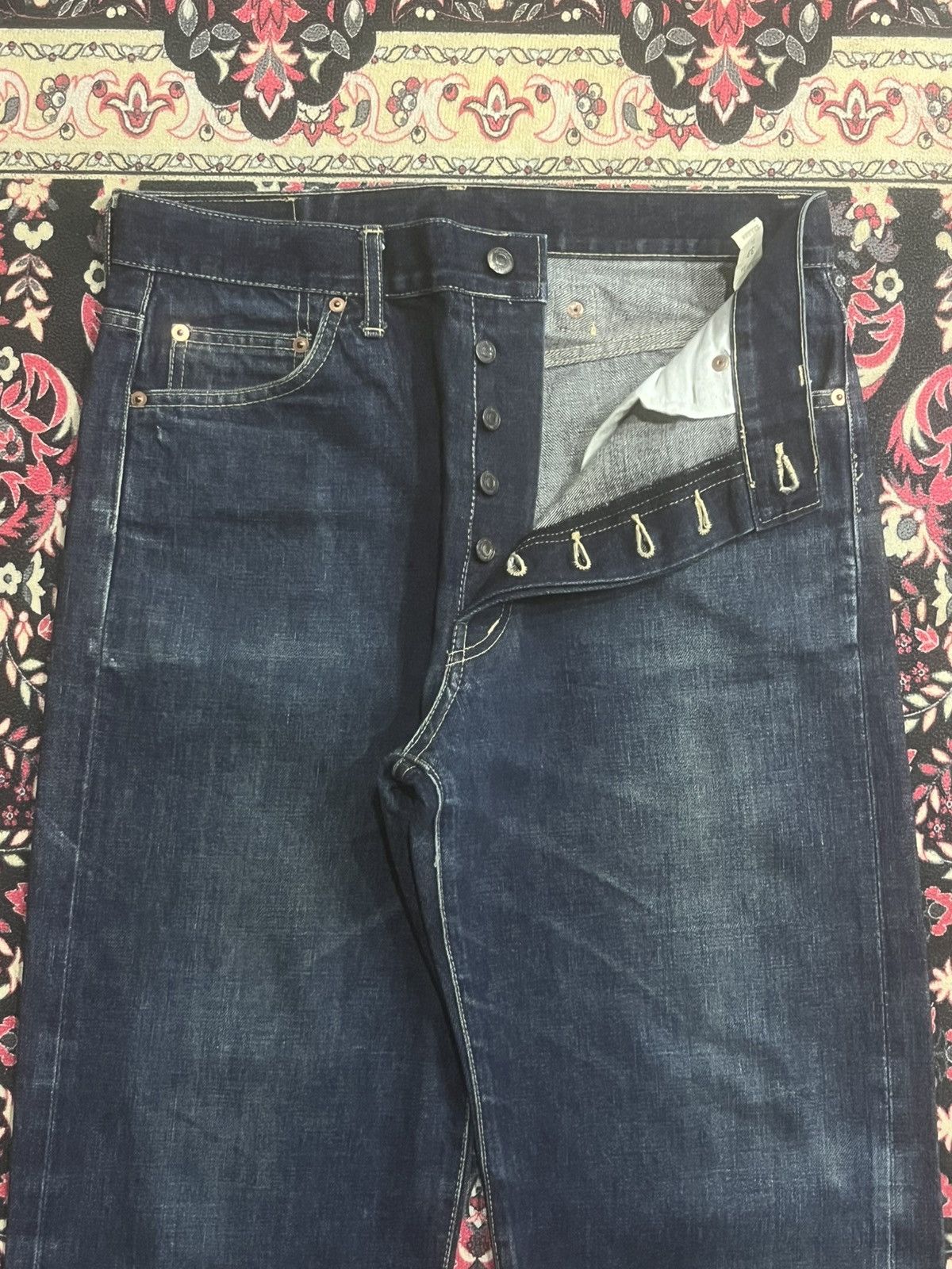 Vintage Japan Brand Dark Blue Faded Washed Buckle Back Selvedge Jean Size US 33 - 5 Thumbnail