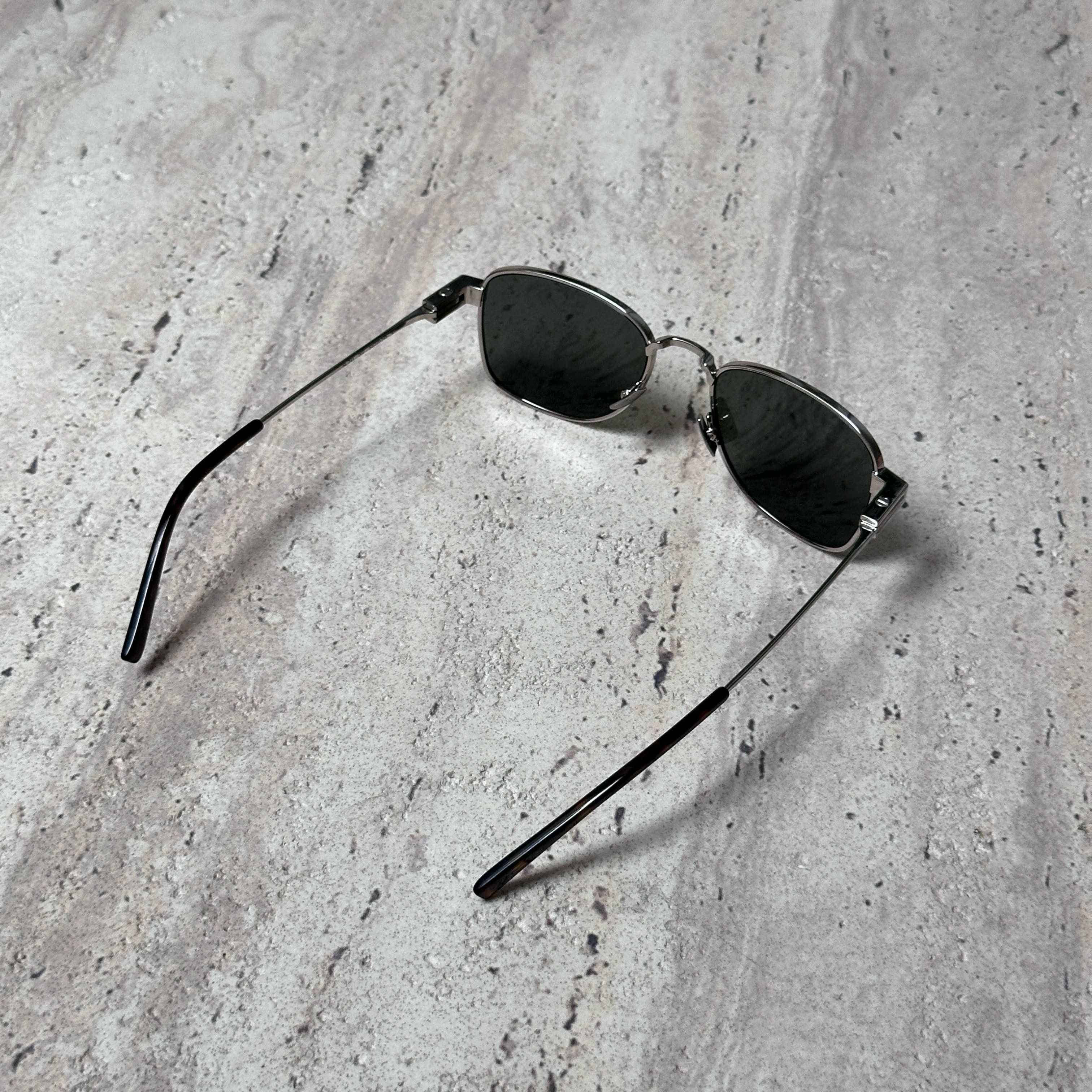 Yves Saint Laurent SAINT LAURENT SL 741 SUNGLASSES Size ONE SIZE - 6 Thumbnail