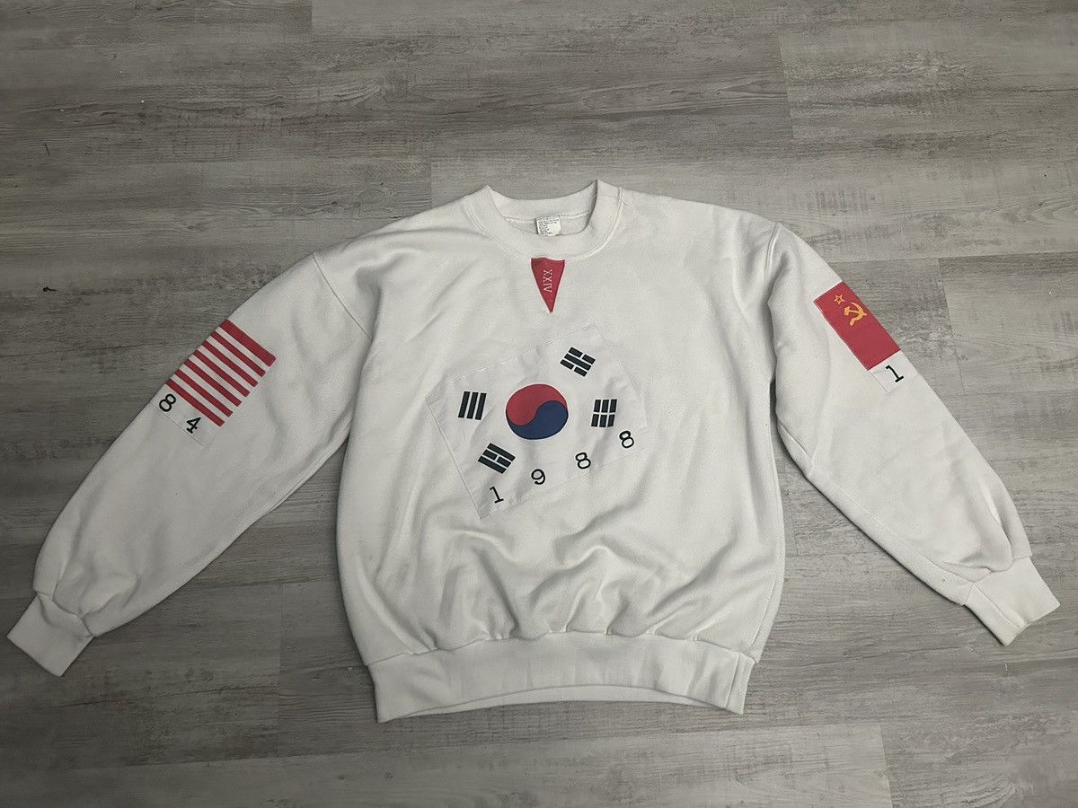 Vintage 1988 Seoul Olympics “Flags of the Nations” crewneck Size US S / EU 44-46 / 1 - 3 Thumbnail