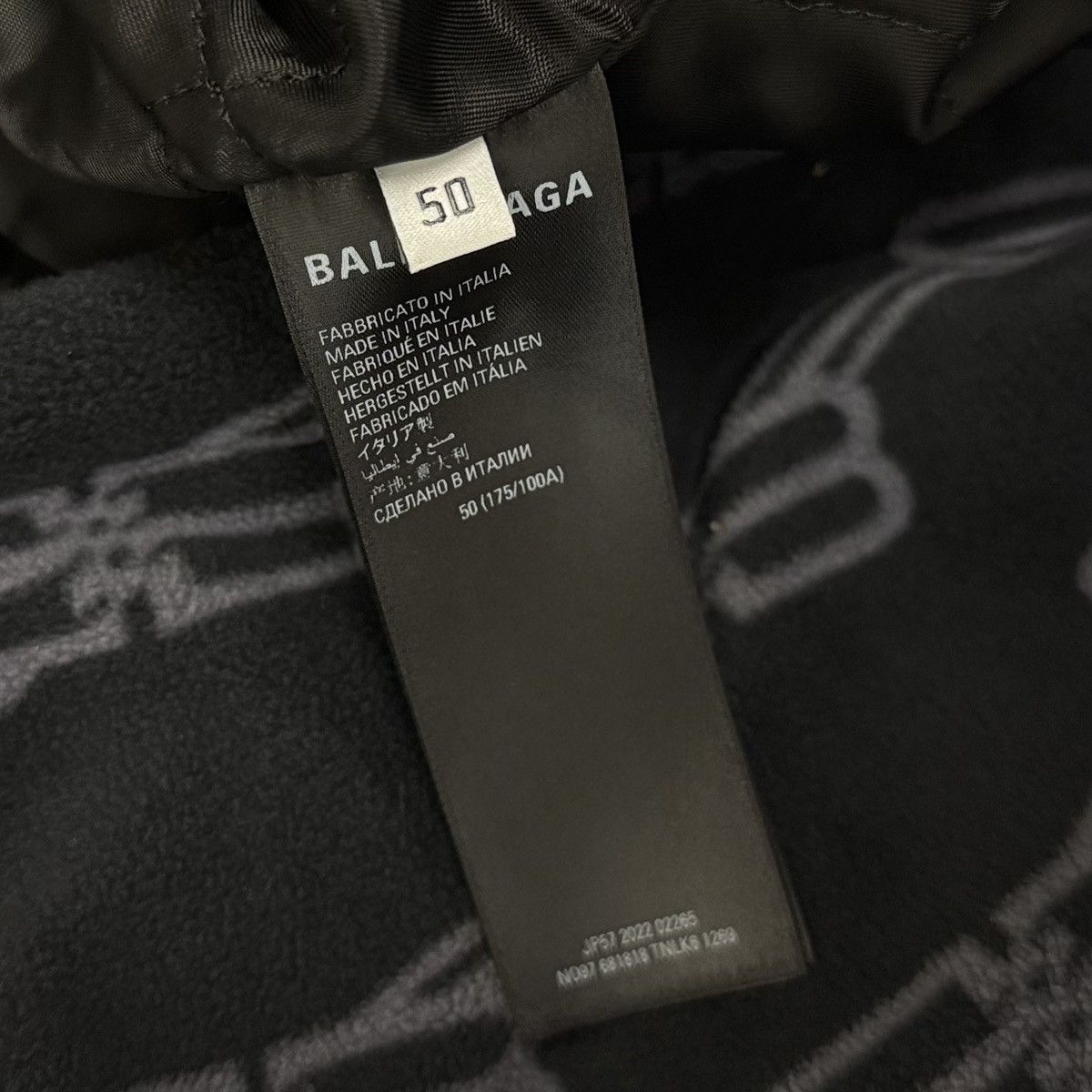 Balenciaga Balenciaga BB Oversized Light Fleece Zip Up Size US M / EU 48-50 / 2 - 4 Thumbnail