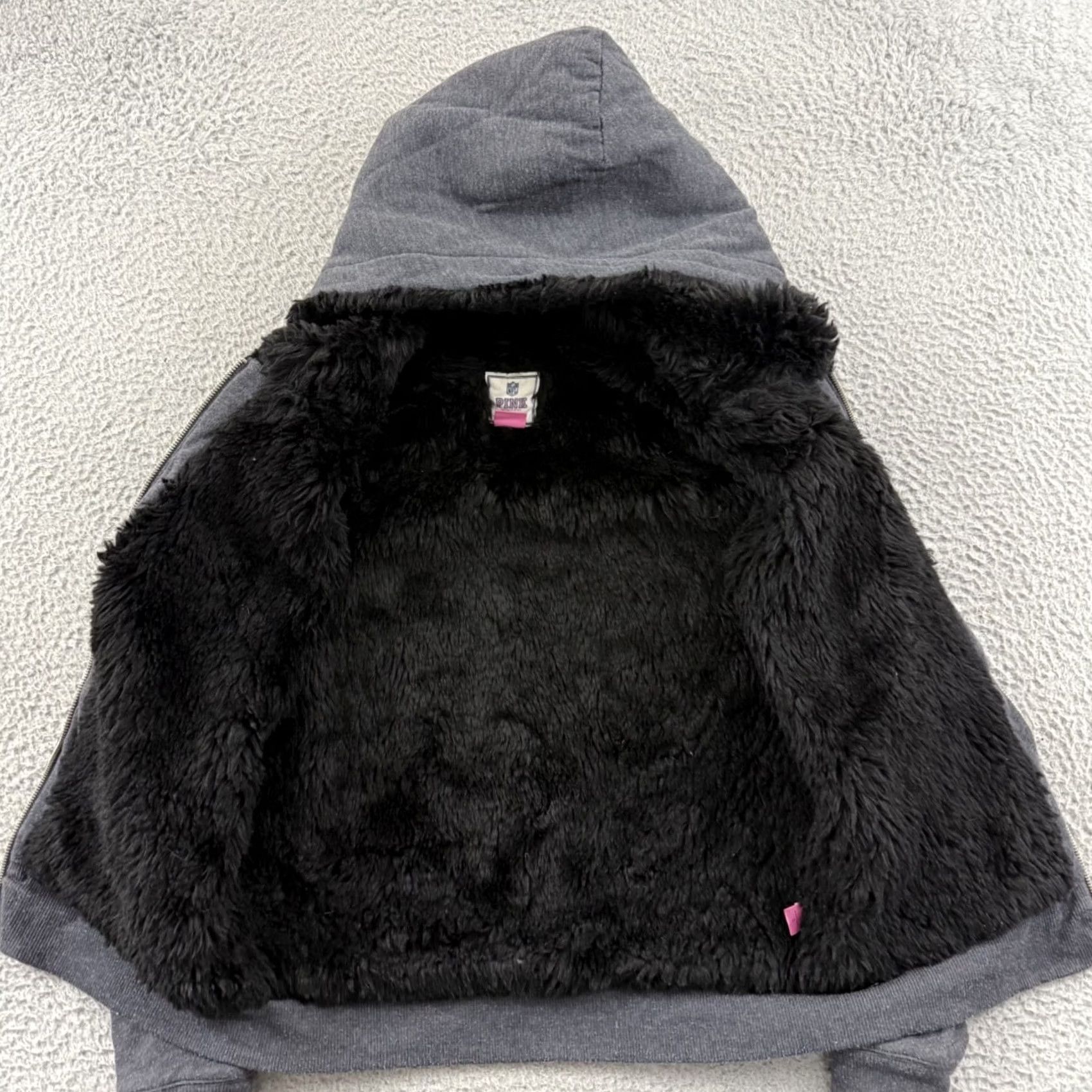 Victoria's Secret VINTAGE Philadelphia Eagles Pink Victoria’s Secret Jacket Womens Small NFL Hooded Sherpa Size S / US 4 / IT 40 - 7 Thumbnail