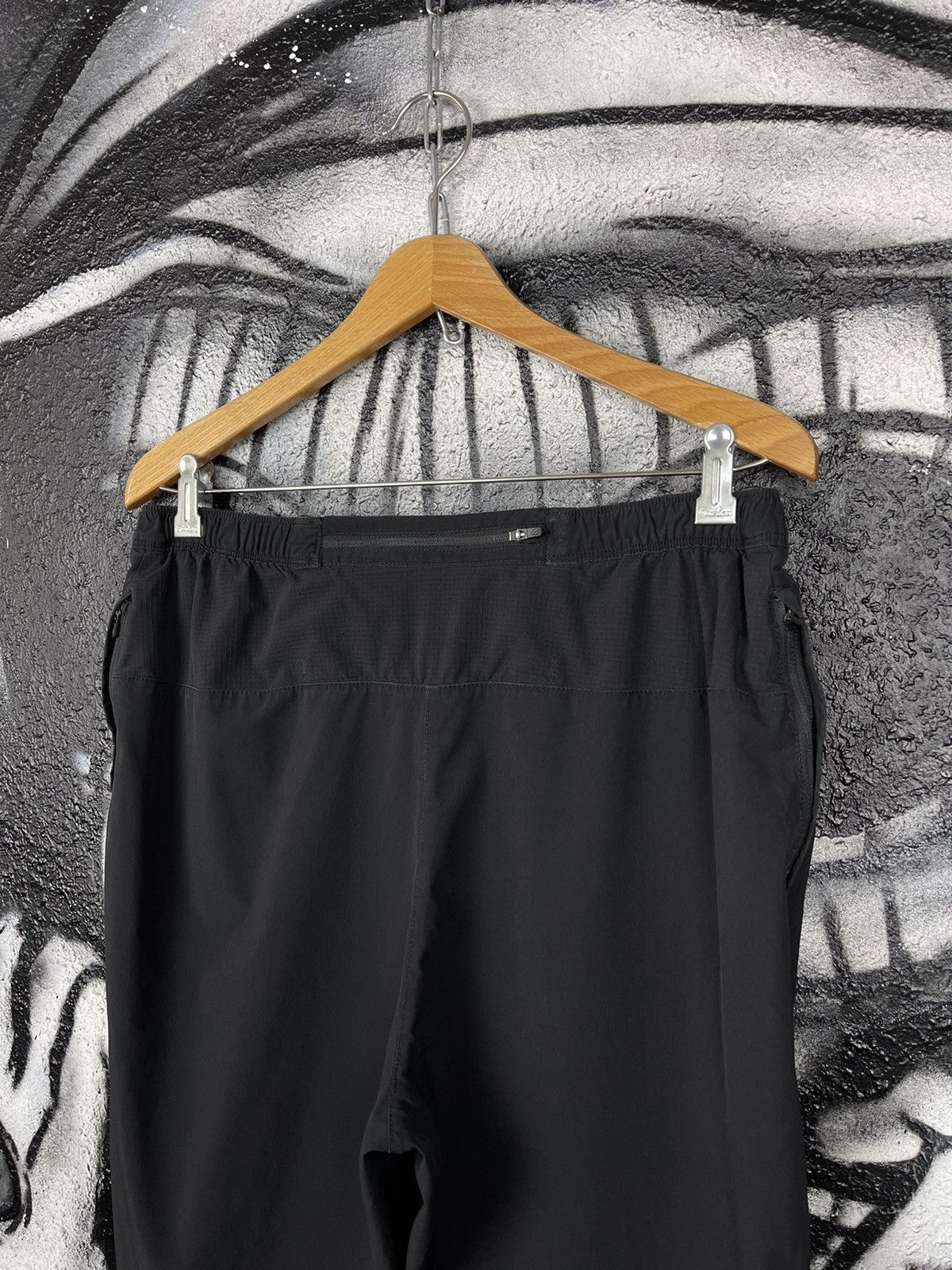 The North Face The North Face UPF 40+ Lightweight Active Pants Men’s Size L Size US 34 / EU 50 - 6 Thumbnail