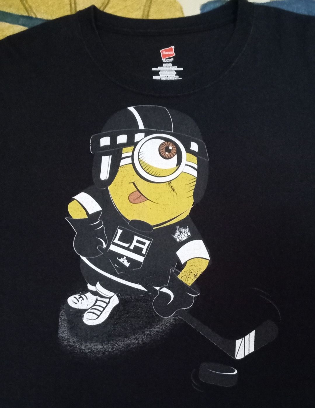 Hanes × NHL Stuart the Minion x NHL LA Kings T-shirt Size US L / EU 52-54 / 3 - 4 Thumbnail