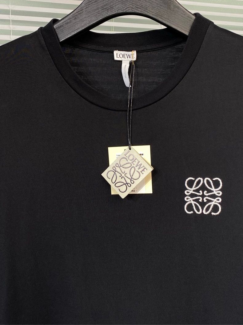 Loewe LOEWE Short sleeve T-shirt with embroidered logo in black Size US M / EU 48-50 / 2 - 7 Thumbnail