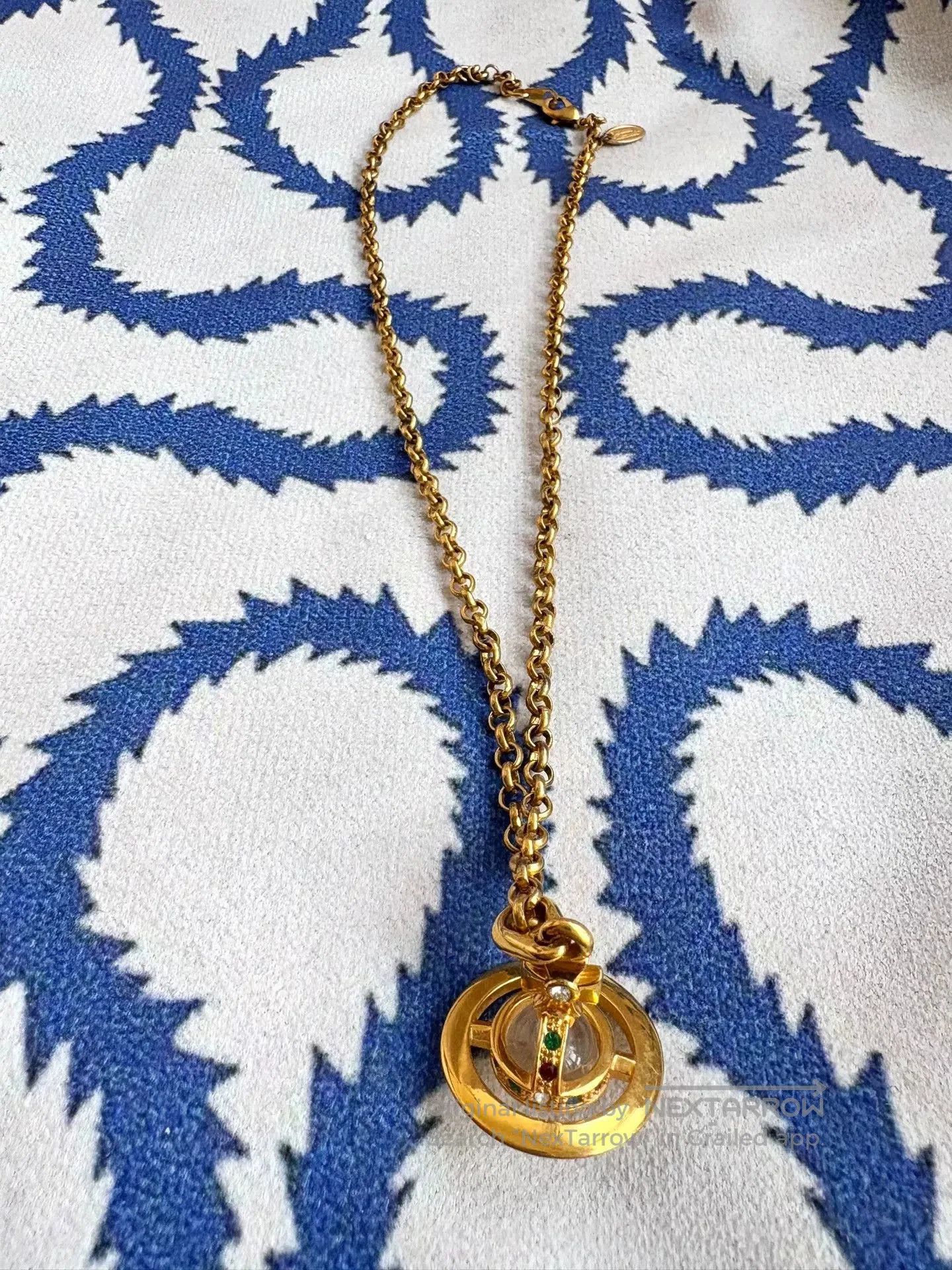 Vivienne Westwood Vivienne Westwood Gold Saturn Orb Necklace. Size ONE SIZE - 1 Thumbnail
