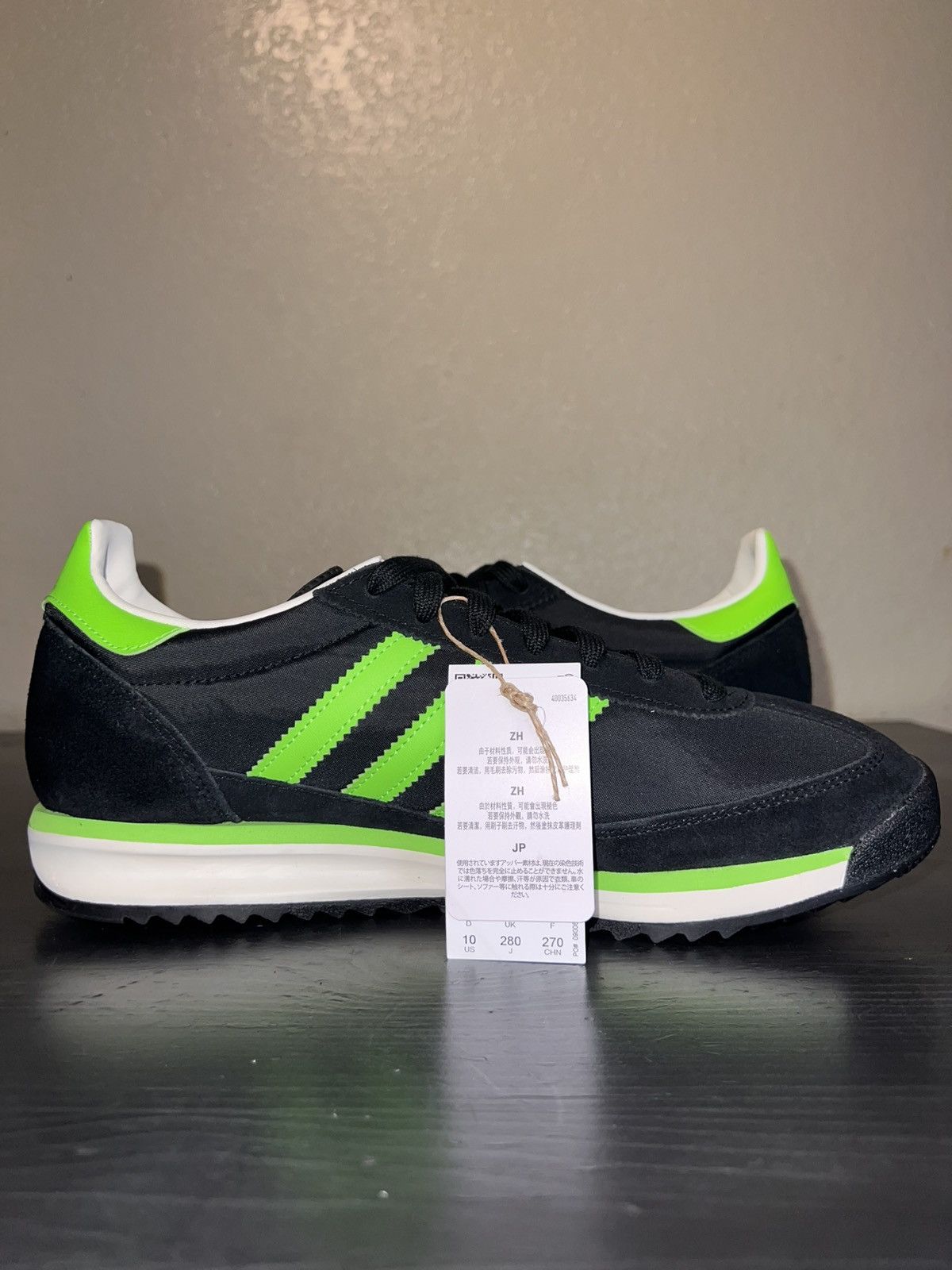 Adidas Adidas SL72 RS Black Solar Green Size 10 Size US 10 / EU 43 - 10 Thumbnail