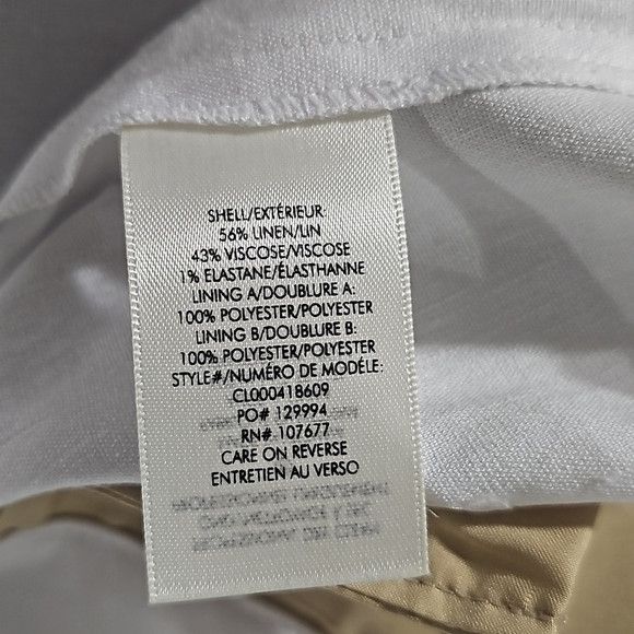 Alice + Olivia Alice + Olivia Classics White Shorts Size 14 NWT Size 36" / US 14 / IT 50 - 4 Thumbnail