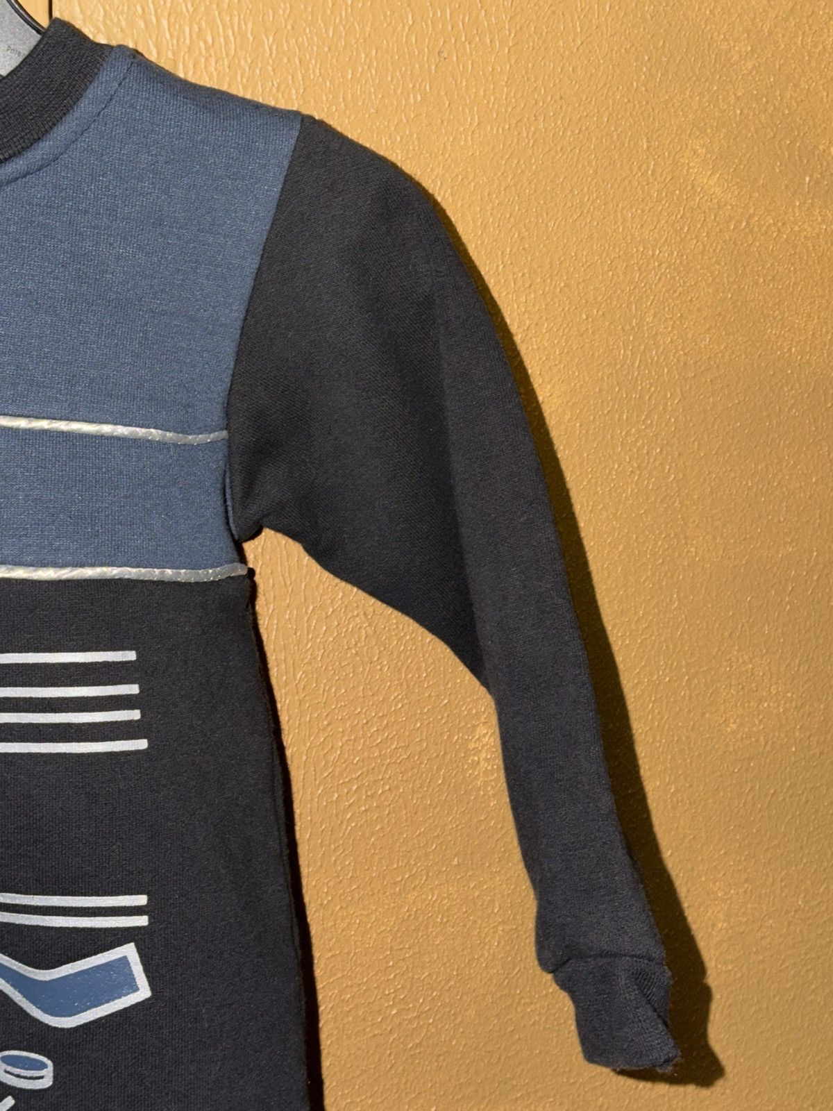 Other Turbulence Clothing Sport Hockey Sweatshirt Kids Youth 4 Size US XS / EU 42 / 0 - 13 Thumbnail