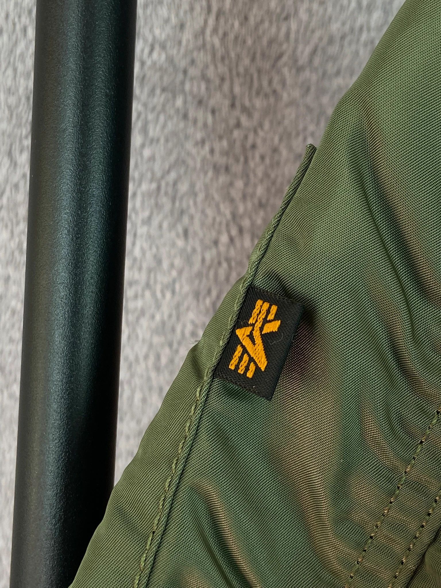 Alpha Industries Jacket Alpha Industries khaki vintage high end Size US S / EU 44-46 / 1 - 6 Thumbnail