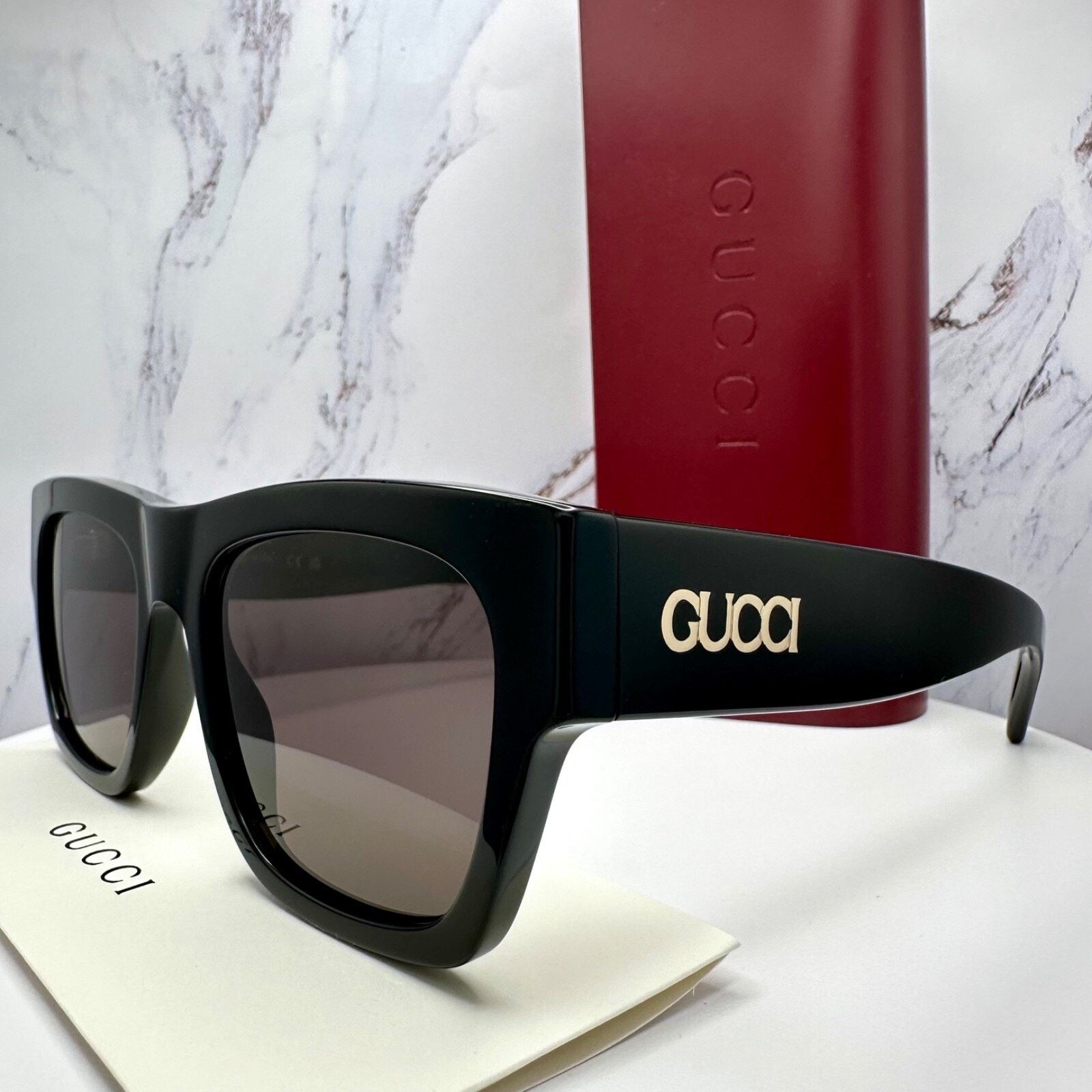 Gucci New GUCCI Sunglasses 2025 Collection Black Gold Letter Logo Size ONE SIZE - 15 Thumbnail
