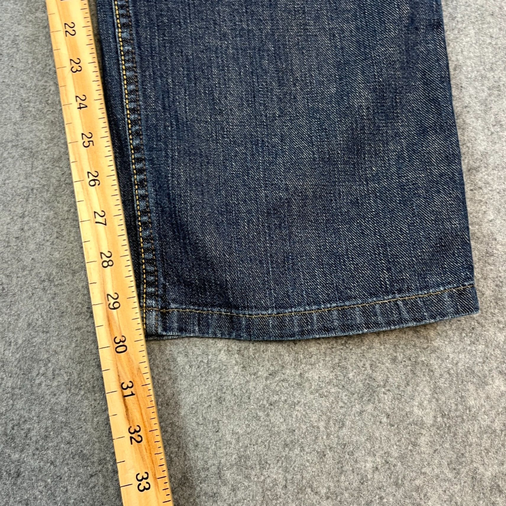 Armani Exchange Armani Exchange Jeans Straight 32 30 Dark Blue Indigo Raw Denim USA Made Mens Jeans Regular 32in Blue 5-Pocket Design Modern Casual Mens Size US 32 / EU 48 - 4 Thumbnail