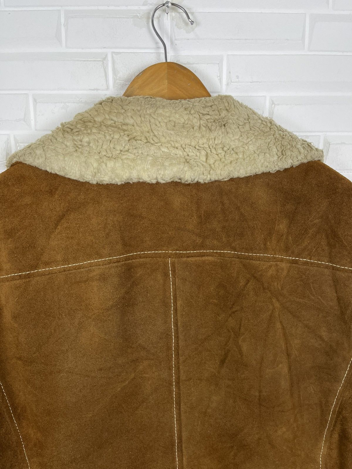 JCPenney TRUE VINTAGE 80’s SUEDE COWHIDE JC Penney SHEARLING JACKET Size US M / EU 48-50 / 2 - 4 Thumbnail