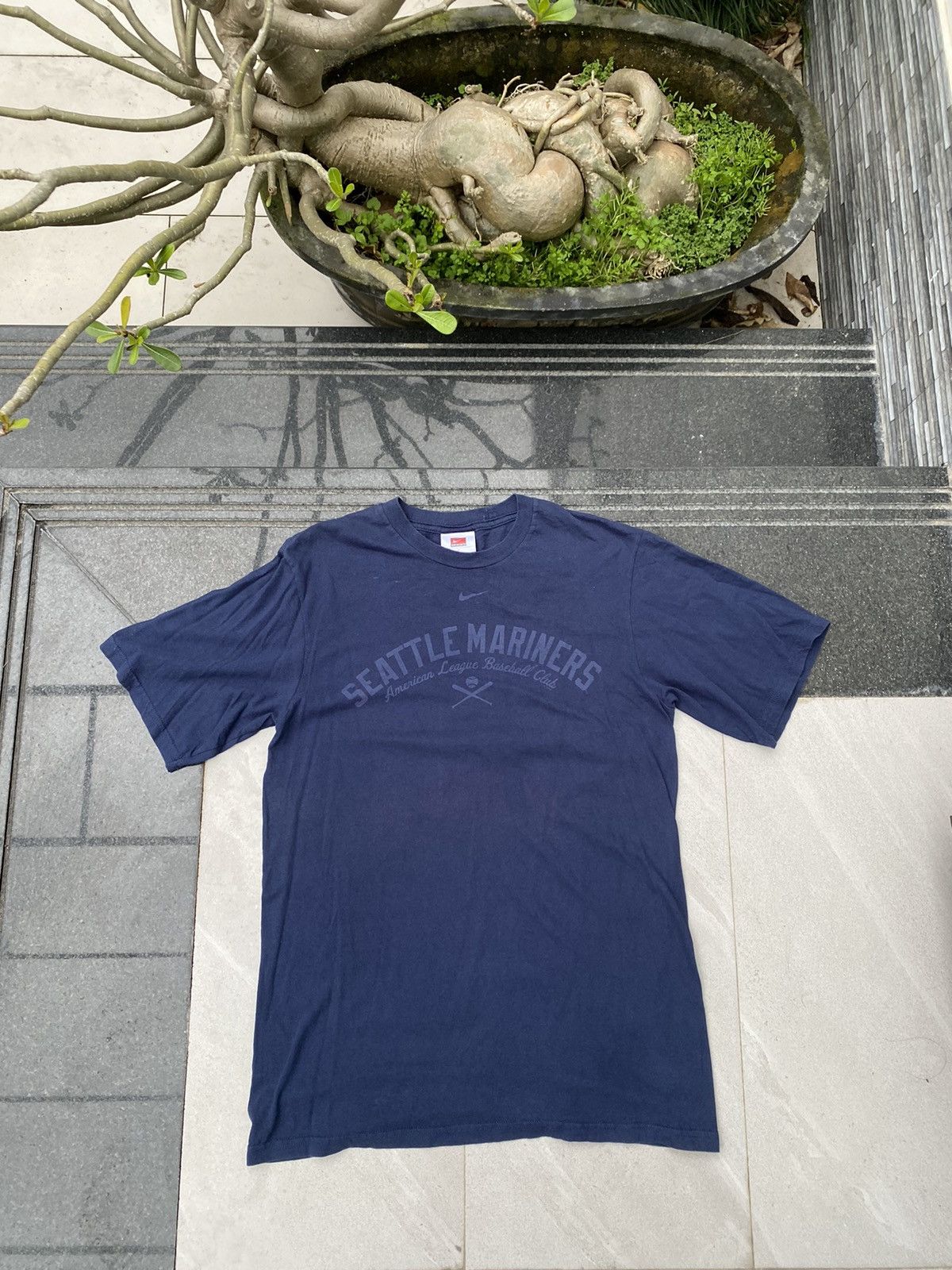 Nike × Vintage 90’s NIKE RARE BIG LOGO Y2K RETRO TEE TSHIRT Size US S / EU 44-46 / 1 - 1 Thumbnail