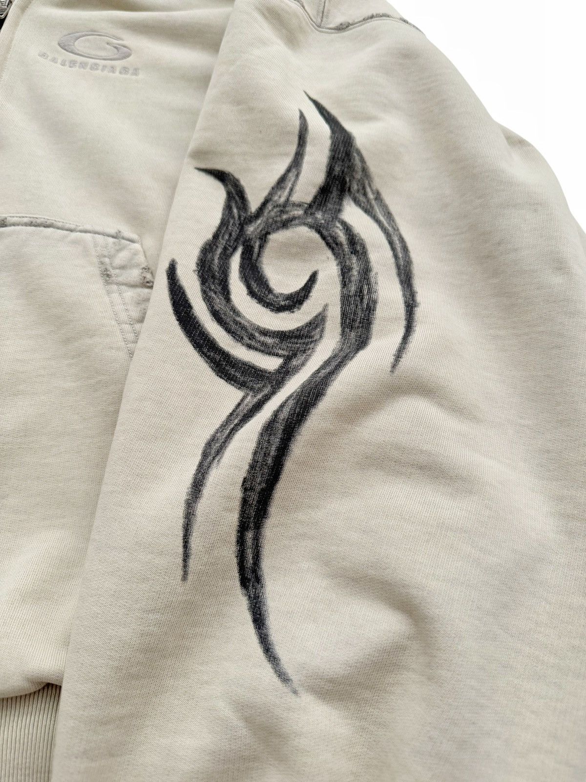 Balenciaga 2024 “Y2K” Sharpie Tattoo Tribal Crop Hoodie Size US XL / EU 56 / 4 - 4 Thumbnail