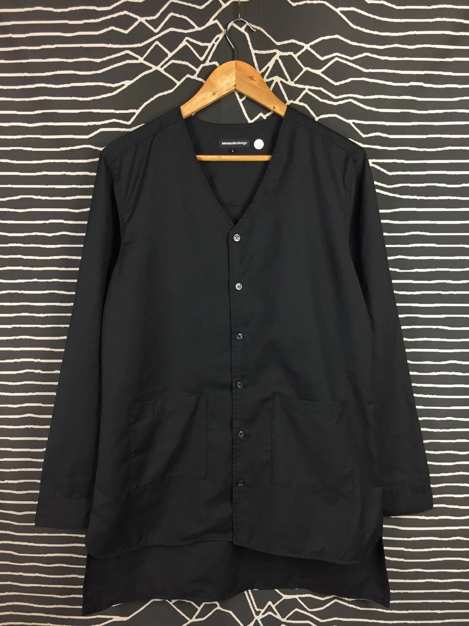 semanticdesign Semanticdesign Avant-Garde Black Collarless Button Shirt Size US L / EU 52-54 / 3 - 1 Thumbnail