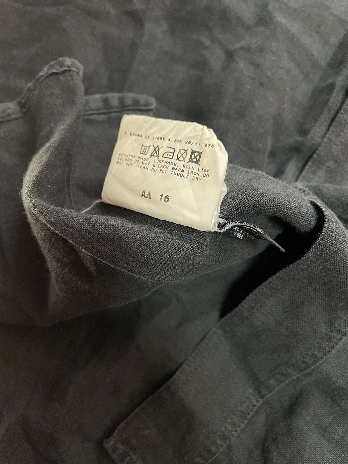 Gianfranco Ferre Vintage Gianfranco Ferre Shirt Collared linen flax Size US S / EU 44-46 / 1 - 9 Thumbnail