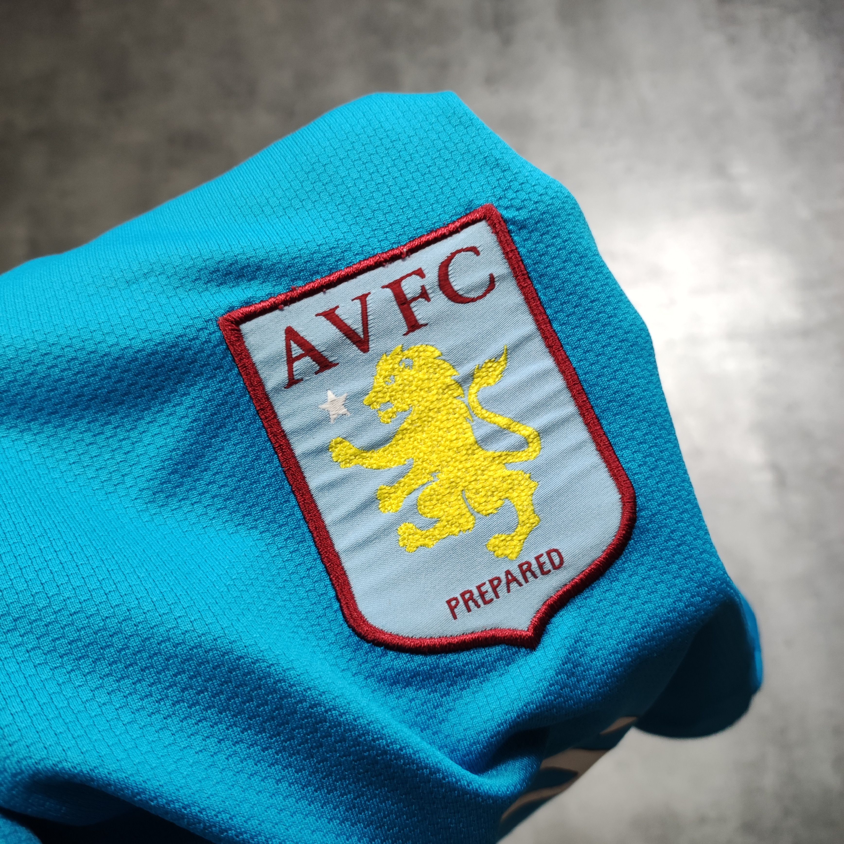 Vintage RARE #11 Agbonlahor Football 2008 Aston Villa Away Jersey Size US XL / EU 56 / 4 - 8 Thumbnail