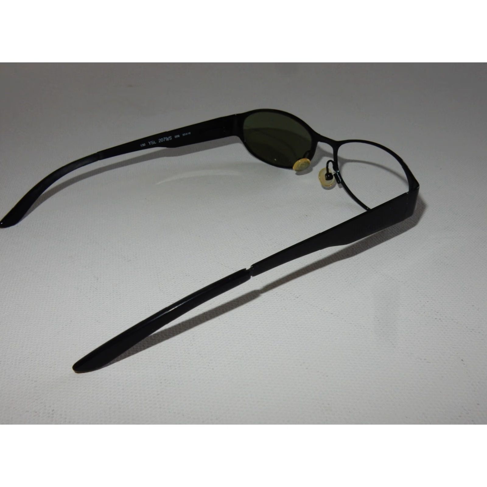 Yves Saint Laurent VINTAGE Yves Saint Laurent Sunglasses Unisex Adults Black Frame Missing Lens 53x16 130 2079/S Size ONE SIZE - 3 Thumbnail