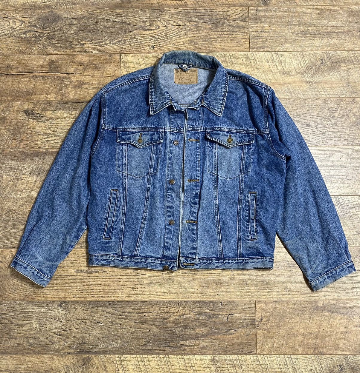 Vintage Vintage Distressed Denim Jacket. Size US XL / EU 56 / 4 - 1 Thumbnail