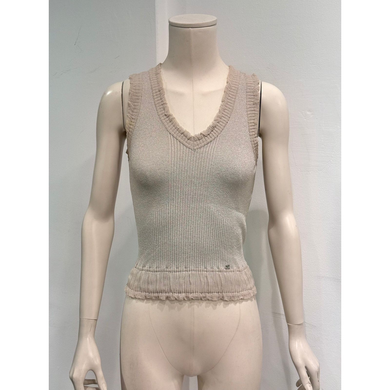 Chanel 2000s Chanel logo wool tank top Size XS / US 0-2 / IT 36-38 - 2 Thumbnail