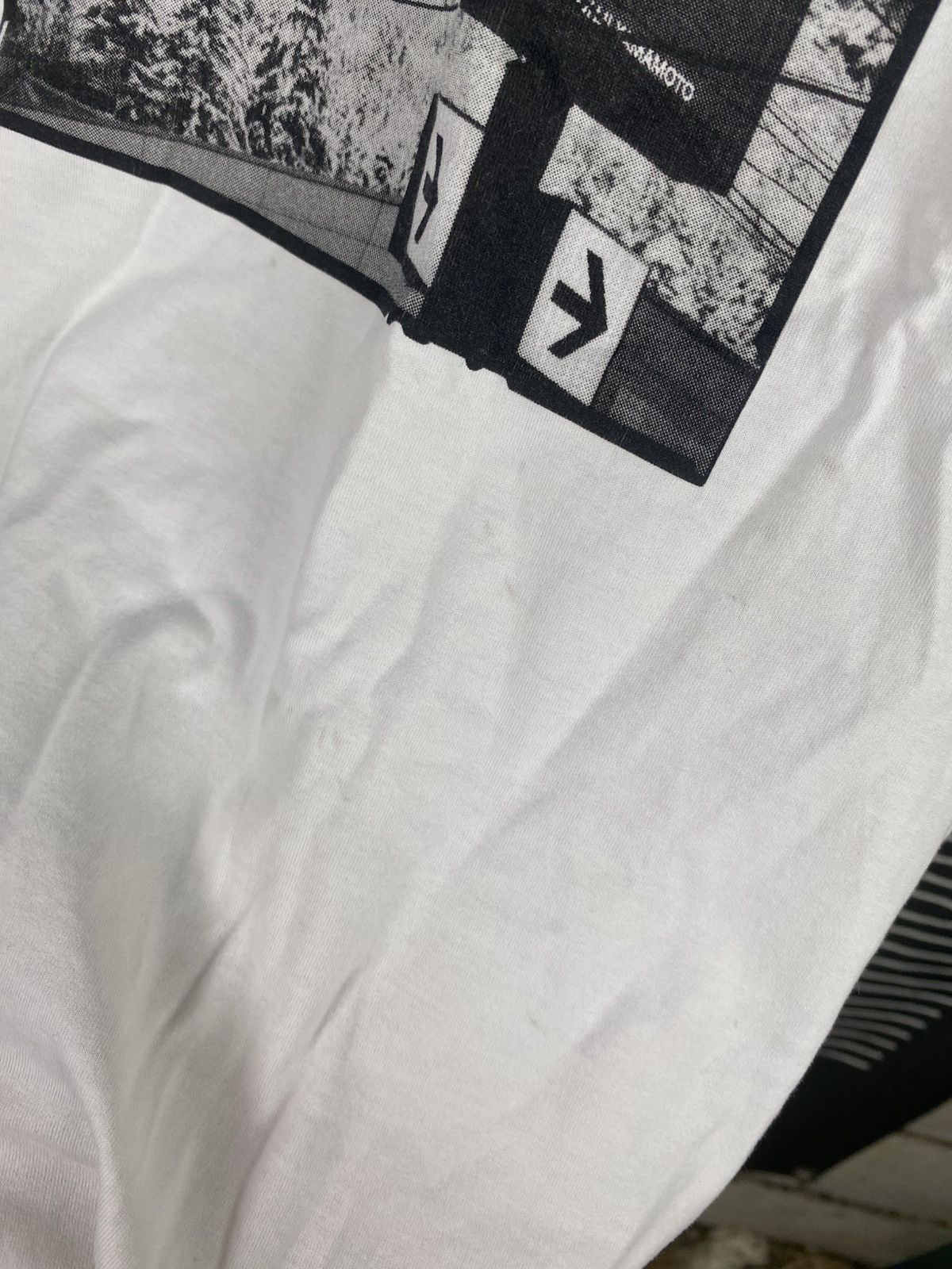 Y-3 Y-3 Yohji Yamamoto Graphic Tee Size US S / EU 44-46 / 1 - 5 Thumbnail