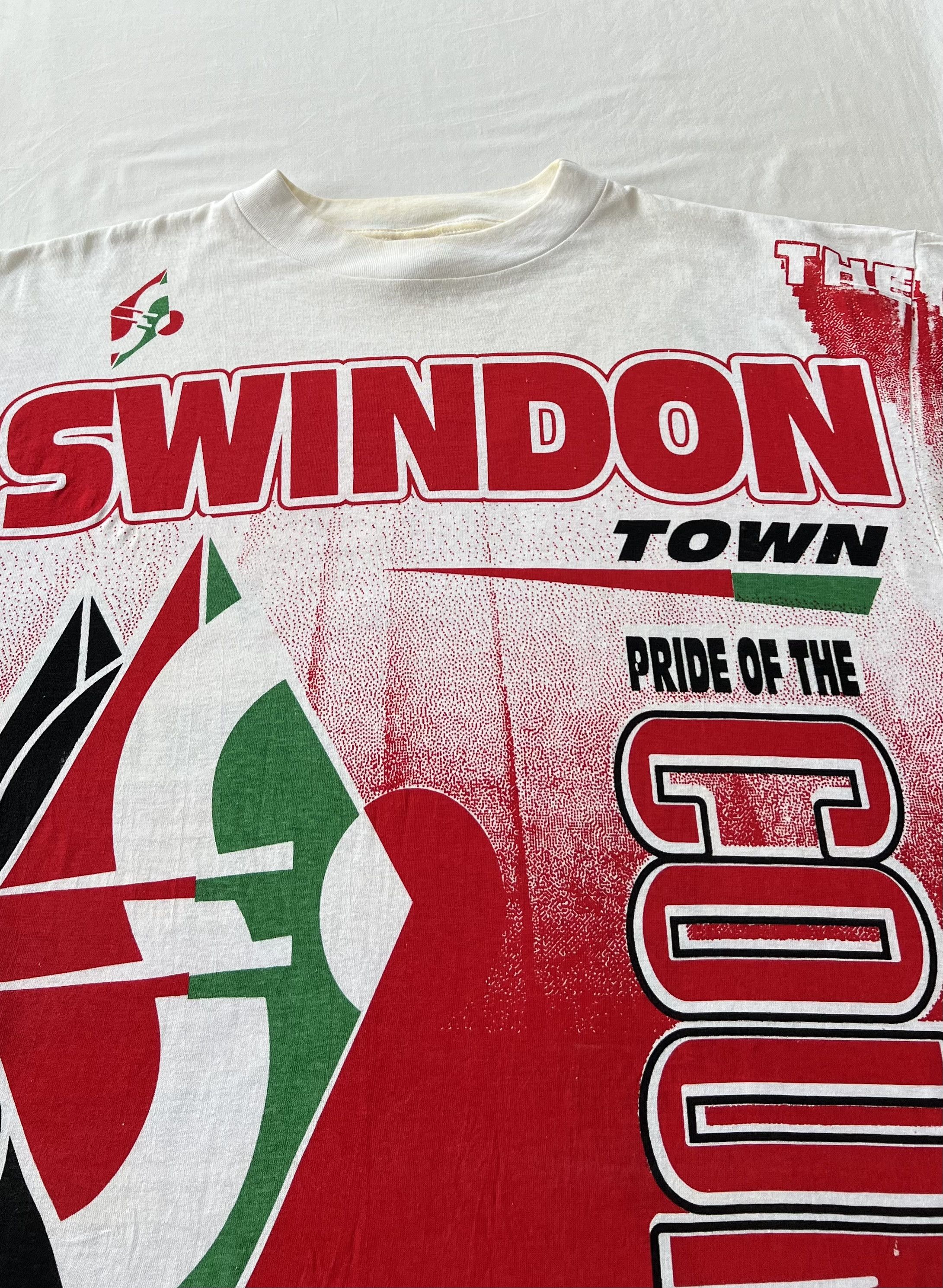 Vintage Vintage 90s Swindon Town FC The Robins English Soccer Tshirt Size US XXL / EU 58 / 5 - 4 Thumbnail