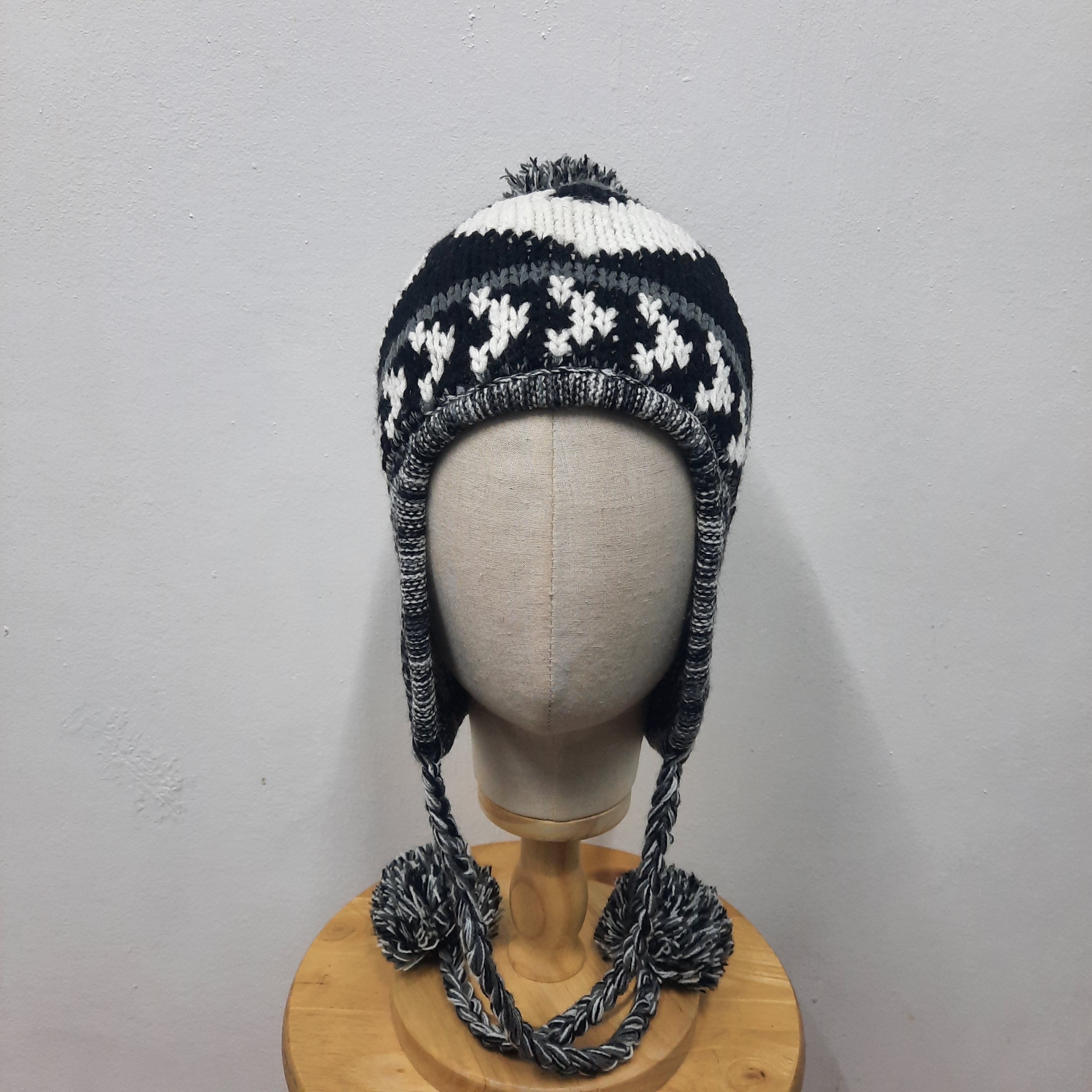 Japanese Brand ❤️ Japanese brand love design earflap hat Size ONE SIZE - 2 Thumbnail