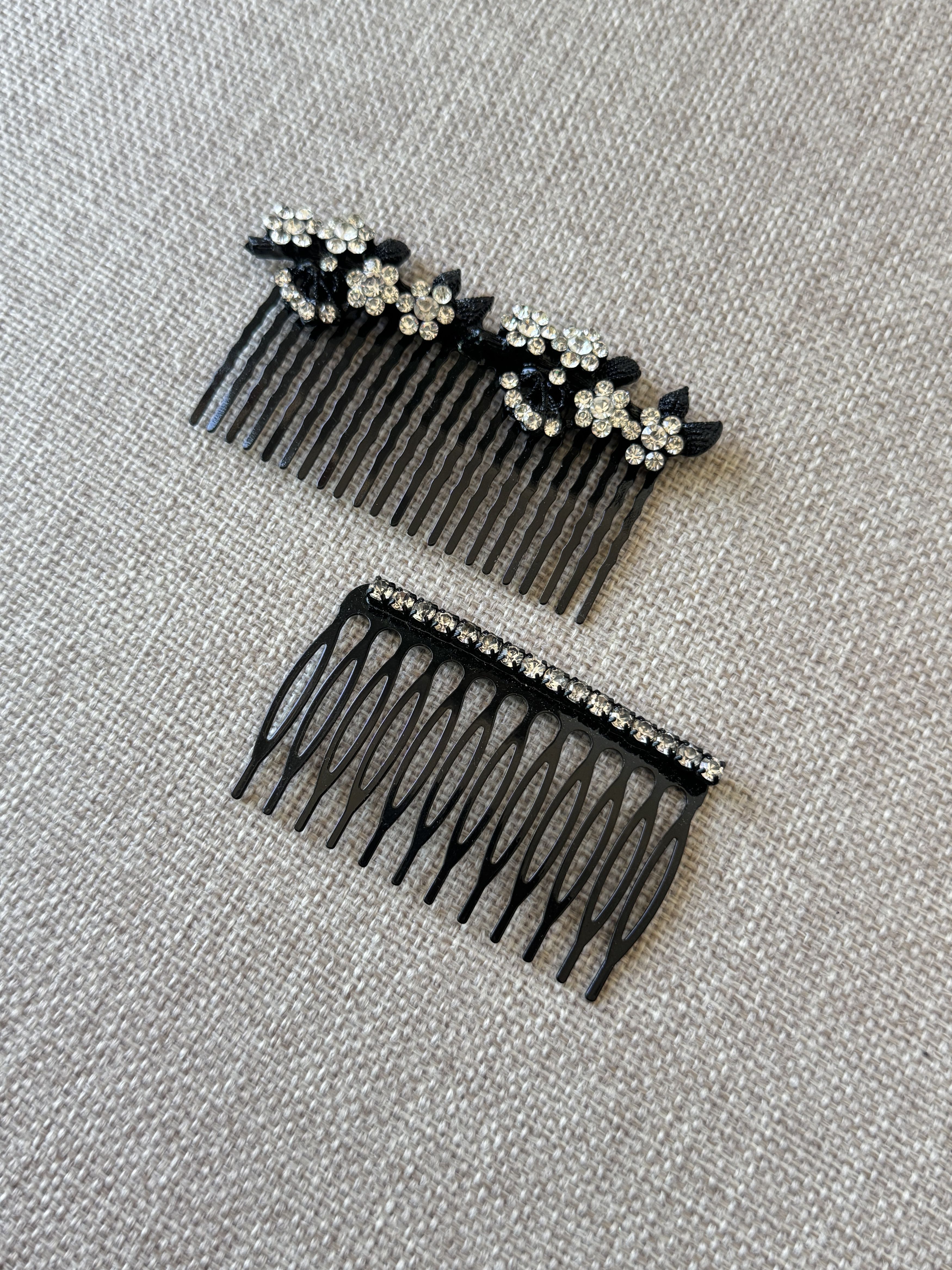 Other Black Rhinestone Floral Hair Comb Set Size ONE SIZE - 2 Thumbnail