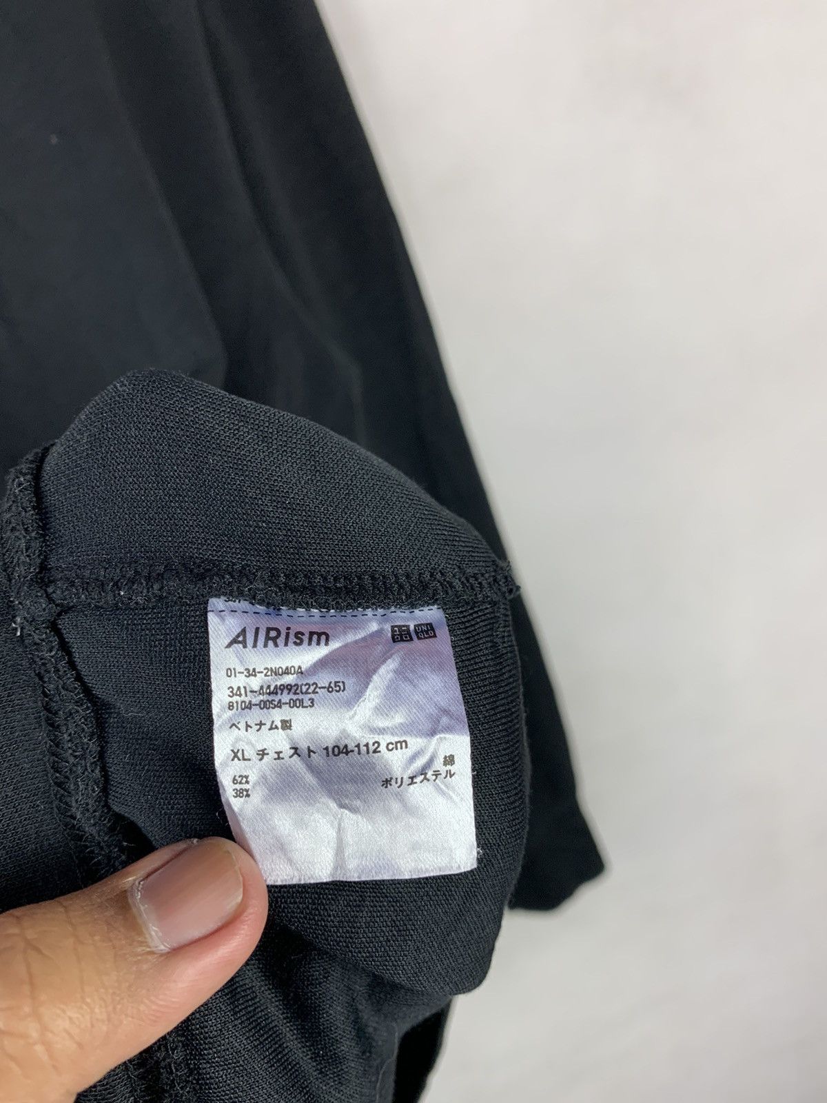 Japanese Brand Steals! Uniqlo Airism Full Black Hoodie Sweater Size US L / EU 52-54 / 3 - 8 Thumbnail