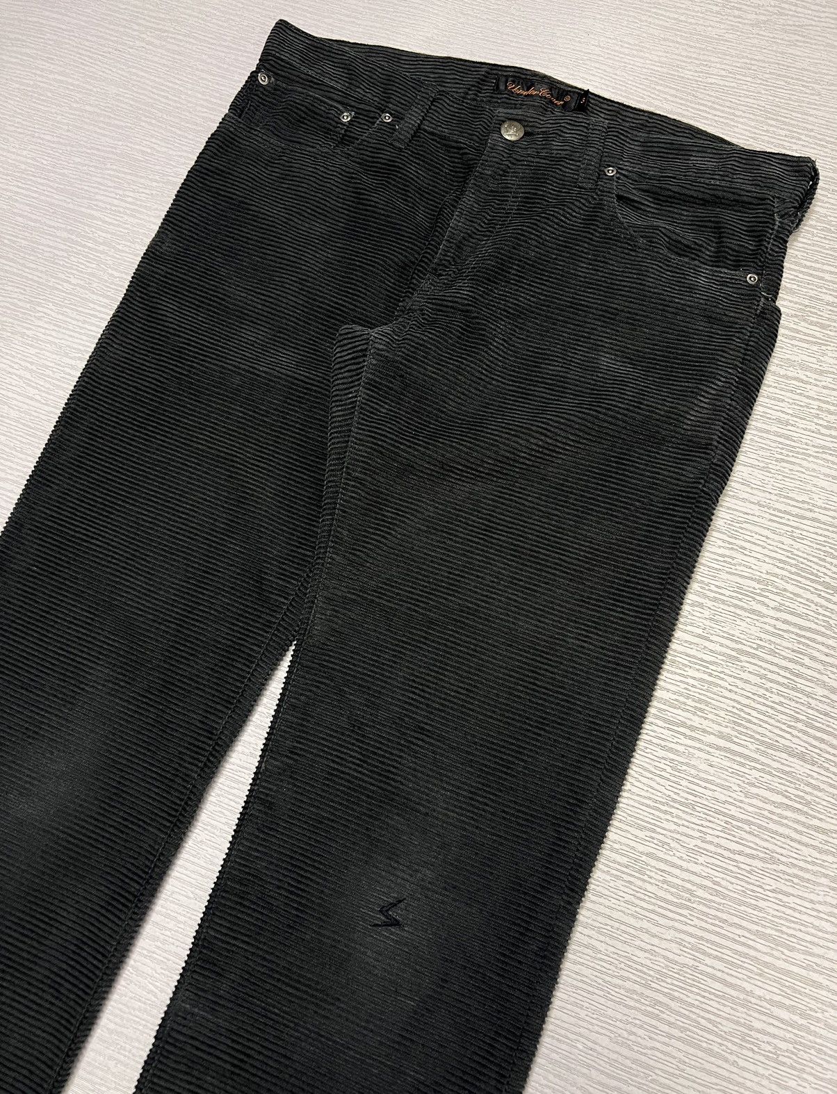 Jun Takahashi Undercover - F/W 05’ - Arts&Crafts Horizontal Corduroy Pants Size US 30 / EU 46 - 3 Thumbnail