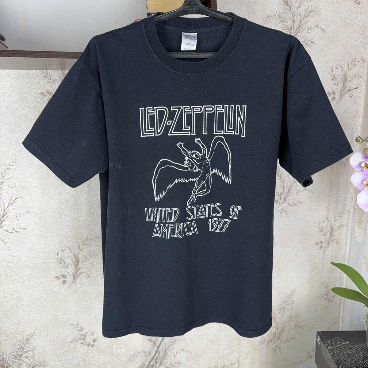 Band Tees × Vintage Vintage Led Zeppelin T shirt 2000 Streetwear Black Rock L Size US L / EU 52-54 / 3 - 5 Thumbnail