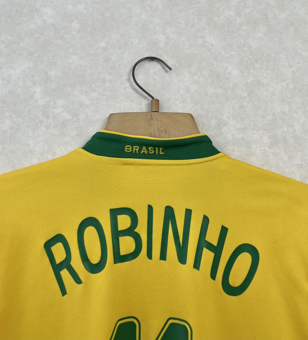 Nike Hype Nike Brazil Robinho #11 Y2K Jersey 00s Size US L / EU 52-54 / 3 - 10 Thumbnail