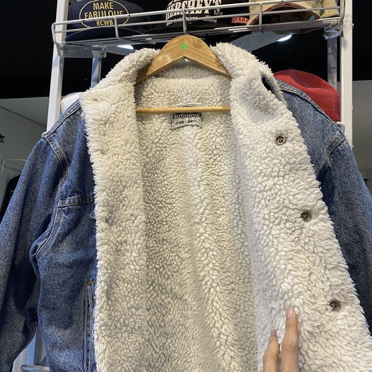 Levi's 90's Levi's Vintage blue denim sherpa jacket Made in USA Size US M / EU 48-50 / 2 - 3 Thumbnail