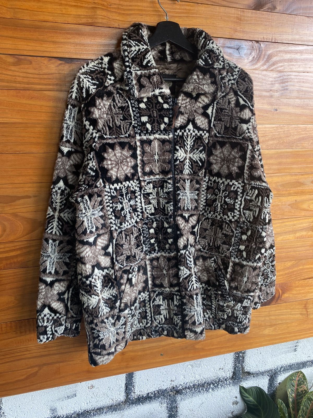 Vintage Vintage Back Fire Patterned Faux Fur Coat – Retro 90s Size US M / EU 48-50 / 2 - 5 Thumbnail