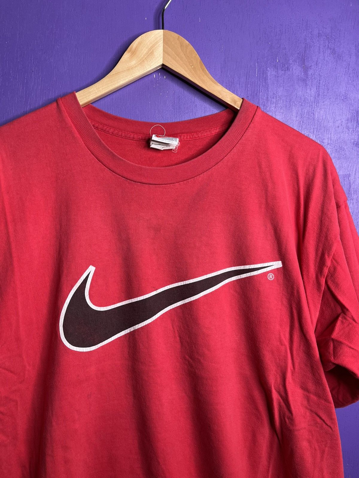 Nike × Vintage Vintage 90s Nike big swoosh faded t-shirt Size US L / EU 52-54 / 3 - 3 Thumbnail