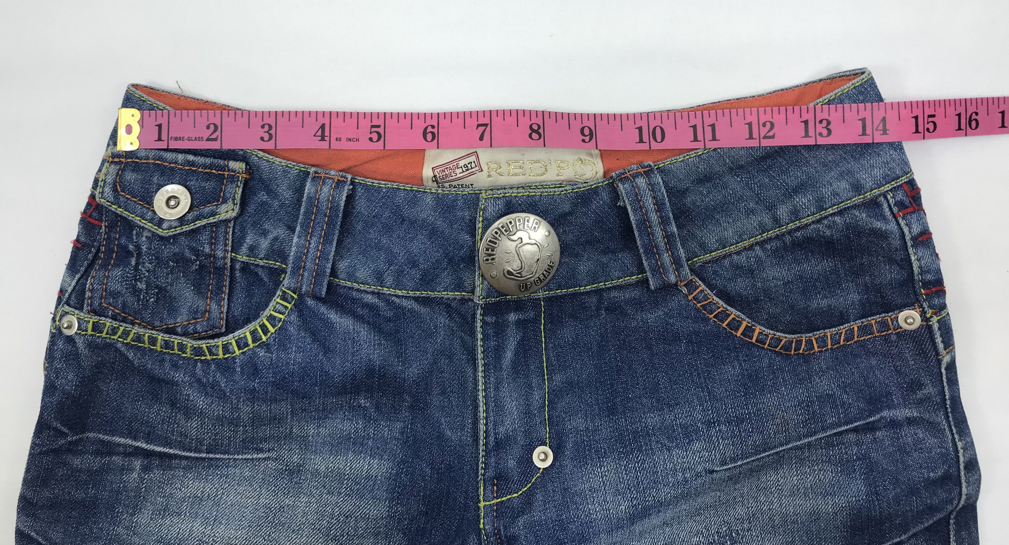 Beauty Beast Vintage Red Pepper Floral Cross Embroidered Flare Jeans Size 26" / US 2 / IT 38 - 17 Thumbnail
