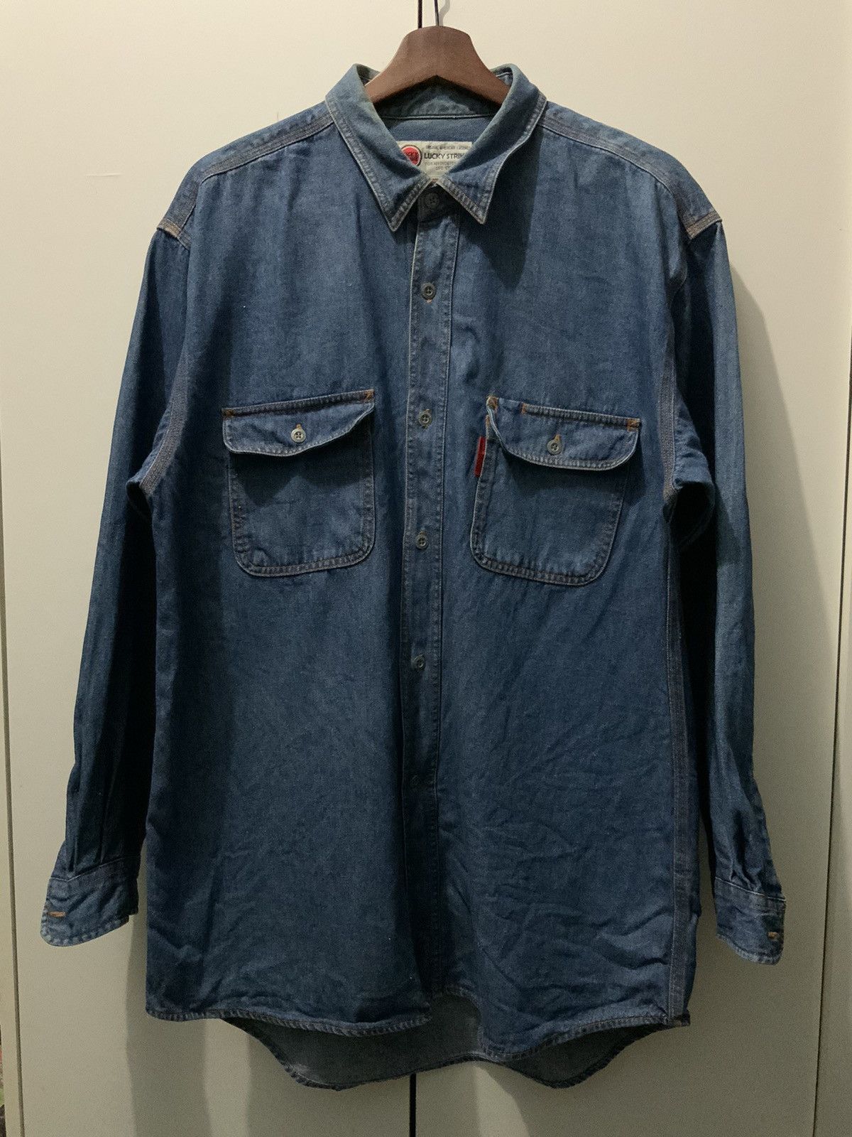 Japanese Brand Vintage Lucky Strike Fade Button Up Shirt Size US L / EU 52-54 / 3 - 1 Thumbnail