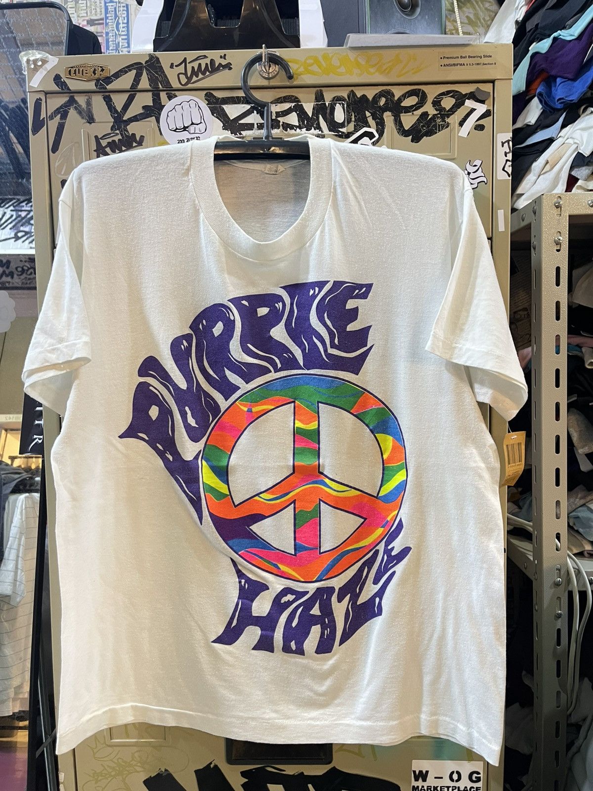 Jimi Hendrix Purple Hale Jimmy Hendrix vintage T shirt 80’s Size US XL / EU 56 / 4 - 1 Thumbnail