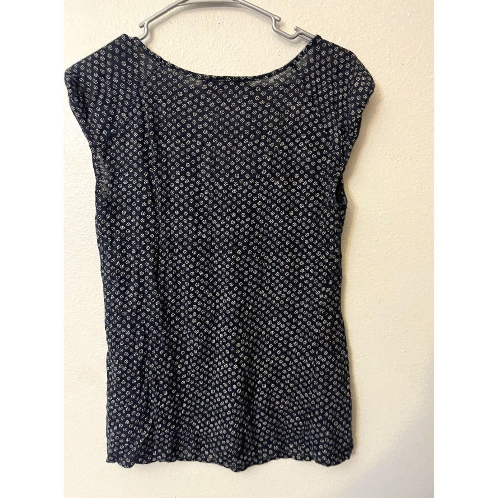 Ann Taylor VINTAGE Loft Tank Womens Size Medium Sleeveless Knit Blouse Top Blue Floral Size M / US 6-8 / IT 42-44 - 2 Thumbnail