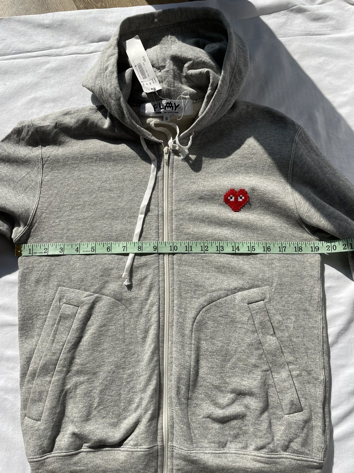 Comme des Garcons × Comme des Garcons Homme Plus × Comme des Garcons PLAY Collaboration COMME DES GARÇONS PLAY x Invader Pixel Heart Size US S / EU 44-46 / 1 - 15 Thumbnail