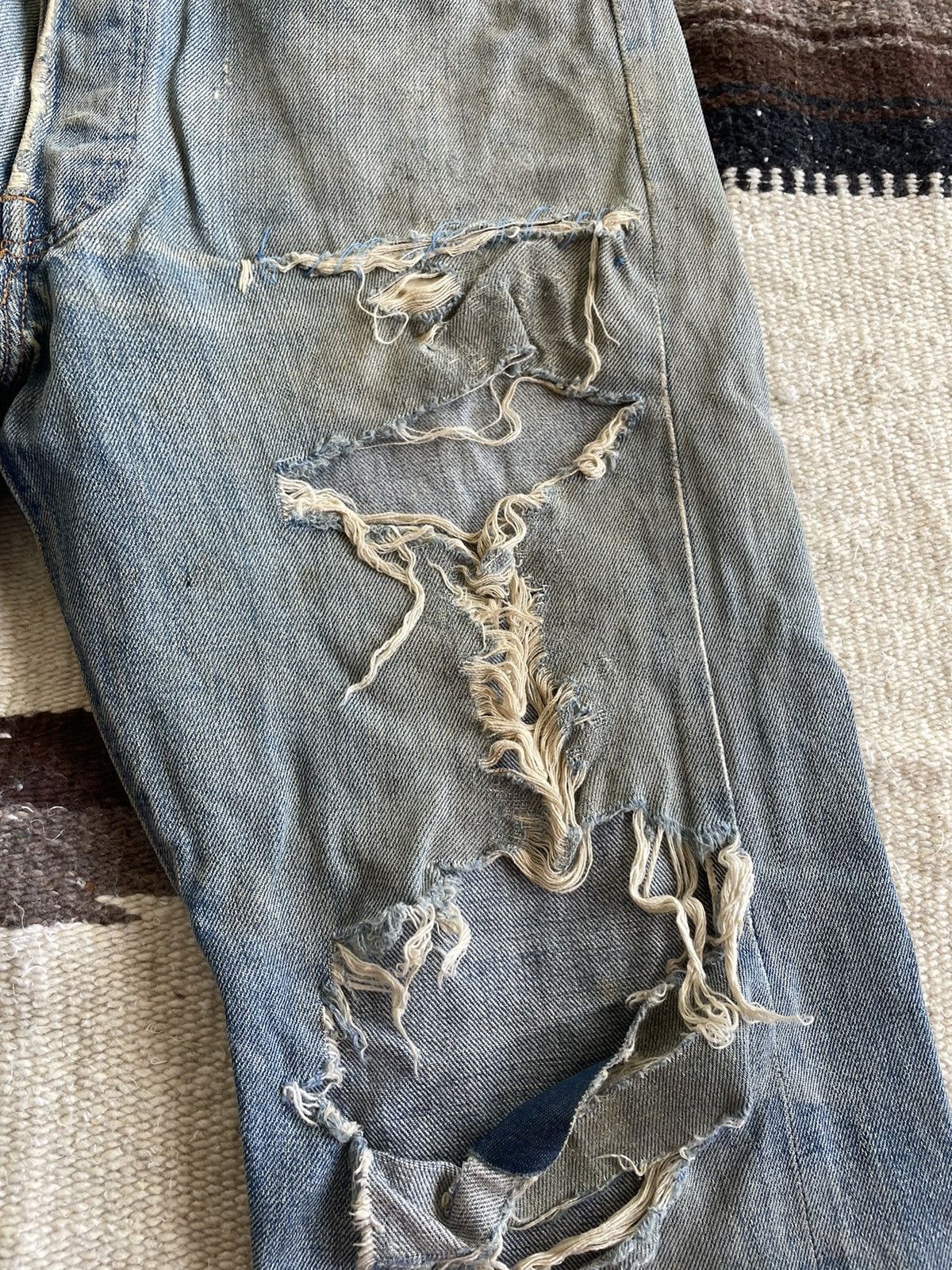 Levi's Vintage Levi’s 501 Big E selvage #6 distress Size US 30 / EU 46 - 6 Thumbnail