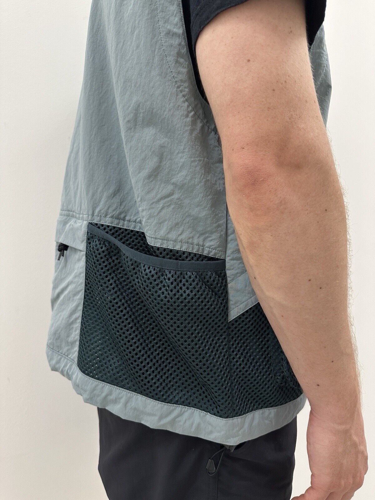 Nike ACG Nike ACG Gilet Vest Aviator Grey Deep Jungle Men's Size US S / EU 44-46 / 1 - 7 Thumbnail