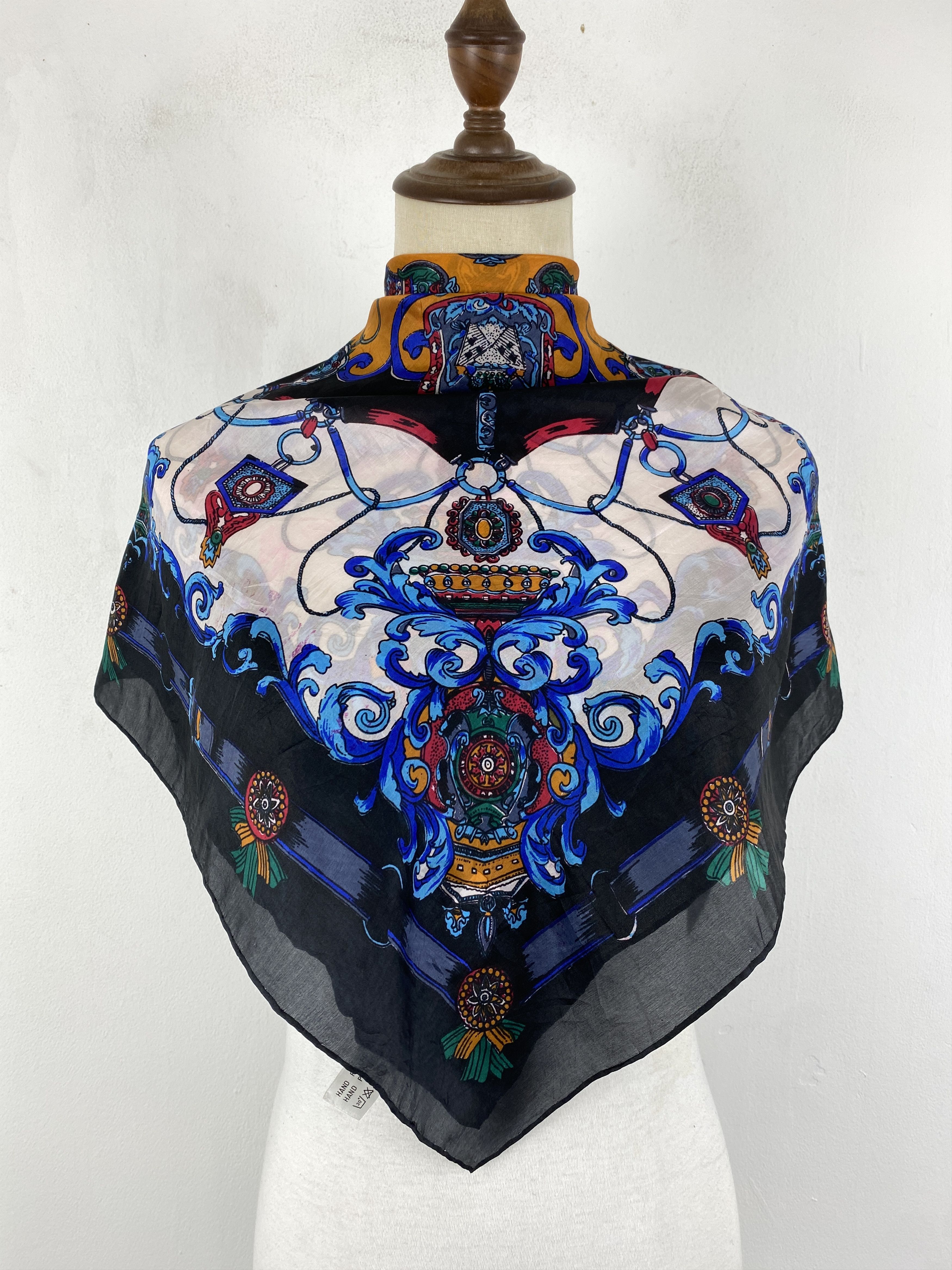 Japanese Brand Japan Brand Silk Scarf Shawl Babushka head Scarf SN0049 Size ONE SIZE - 1 Thumbnail