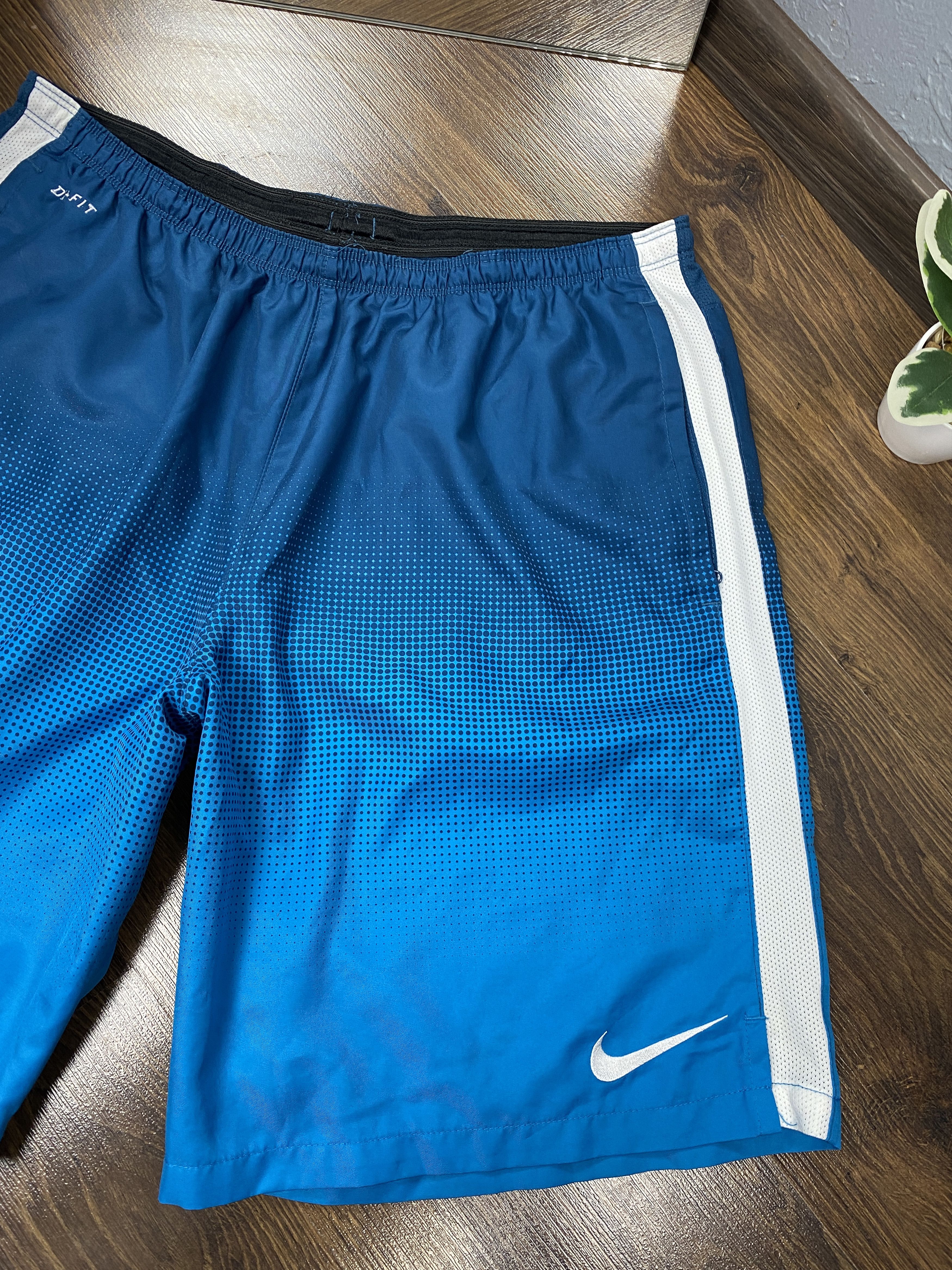 Nike Nike Dri Fit vintage mens shorts y2k Size US 36 / EU 52 - 2 Thumbnail