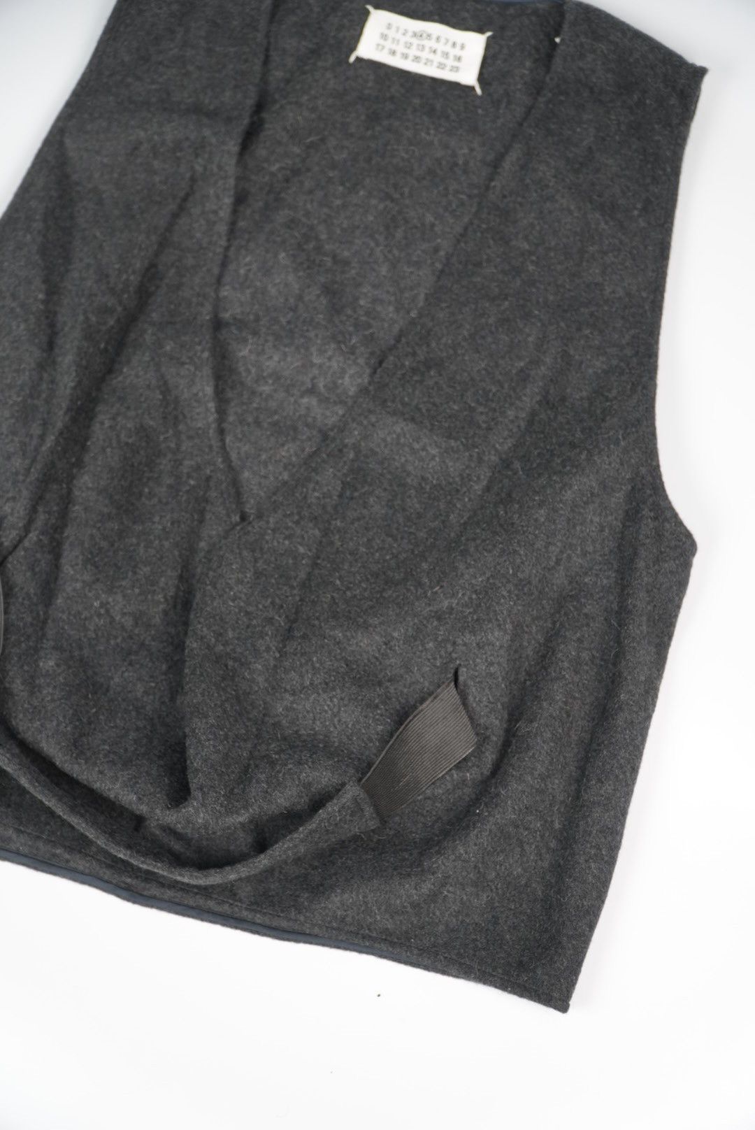 Maison Margiela Maison Margiela Line 4 Vest Size US S / EU 44-46 / 1 - 4 Thumbnail