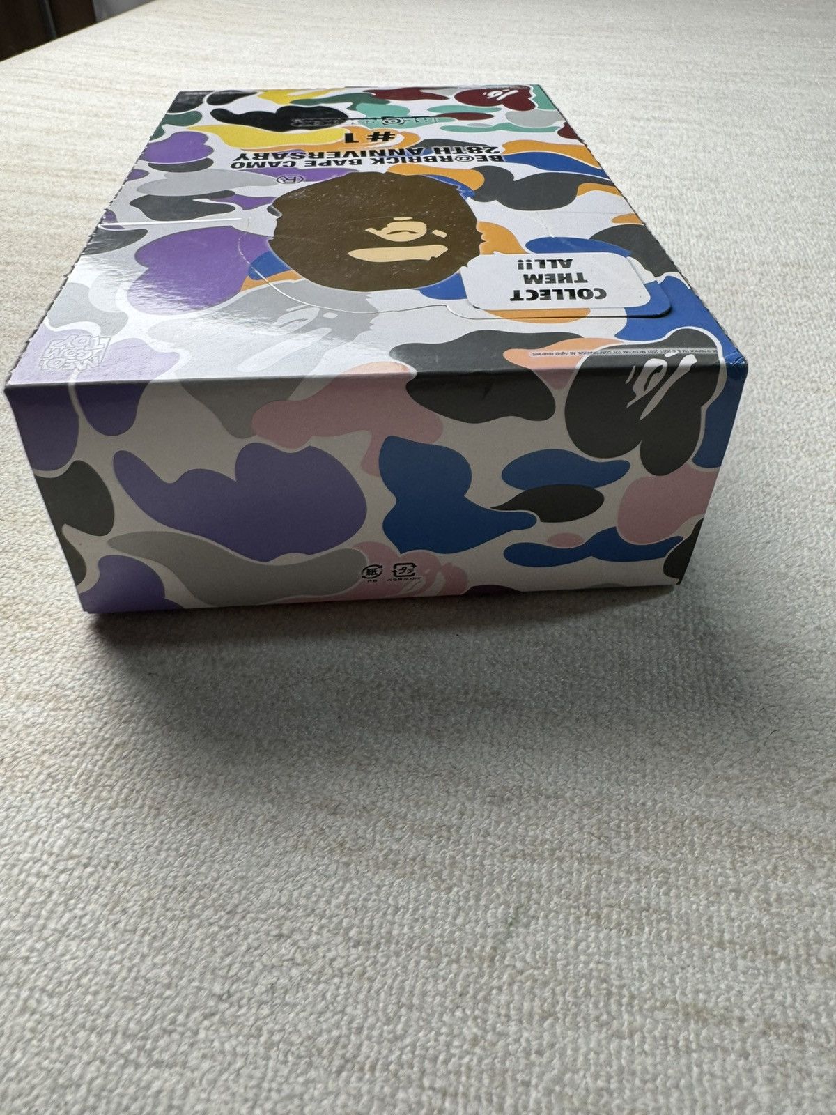 Bape Bearbrick bape 28th anniversary camo 1# sealed case 100% Size ONE SIZE - 4 Thumbnail