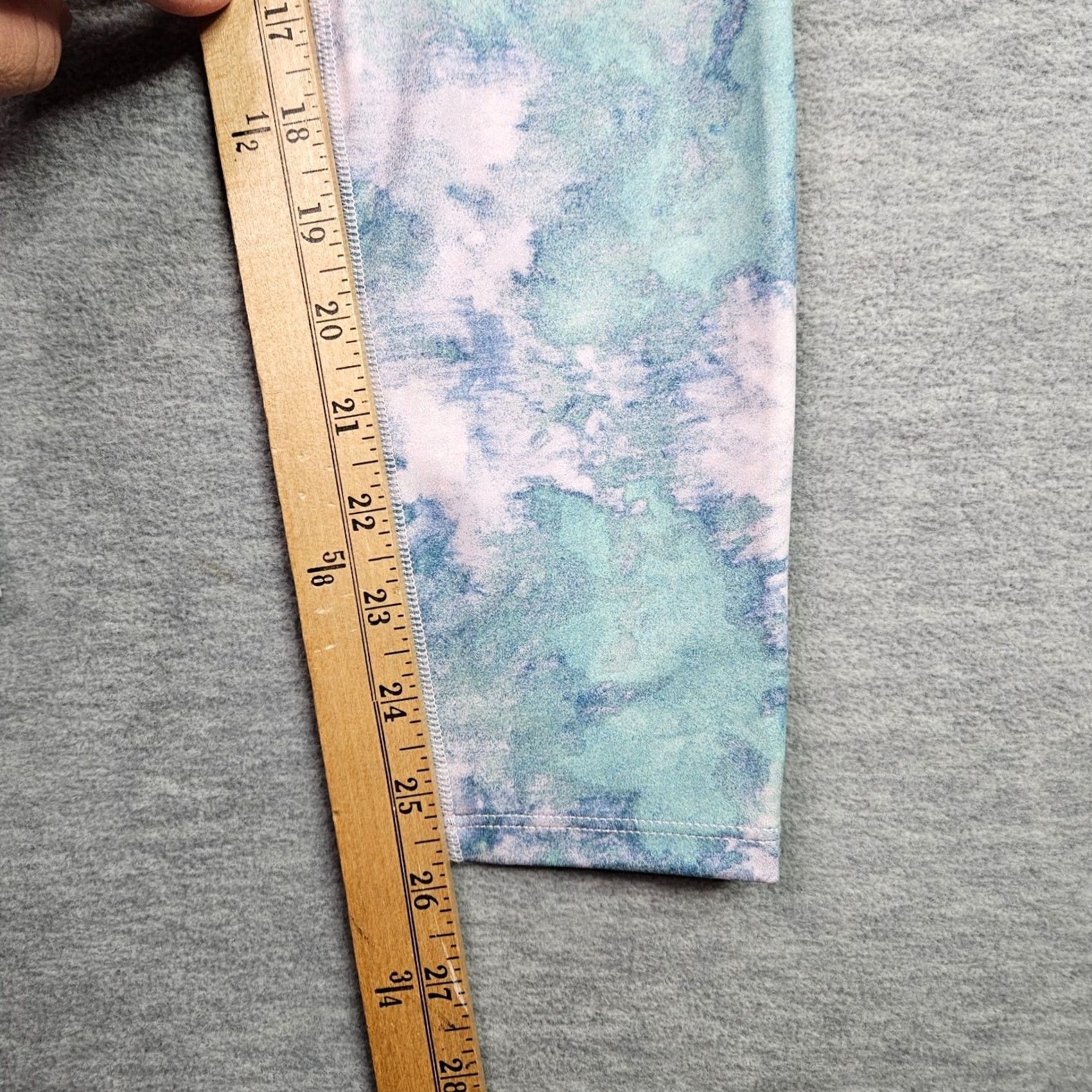 The North Face The North Face Leggings Women Large Blue White Tie Dye Activewear Size 36" / US 14 / IT 50 - 6 Thumbnail