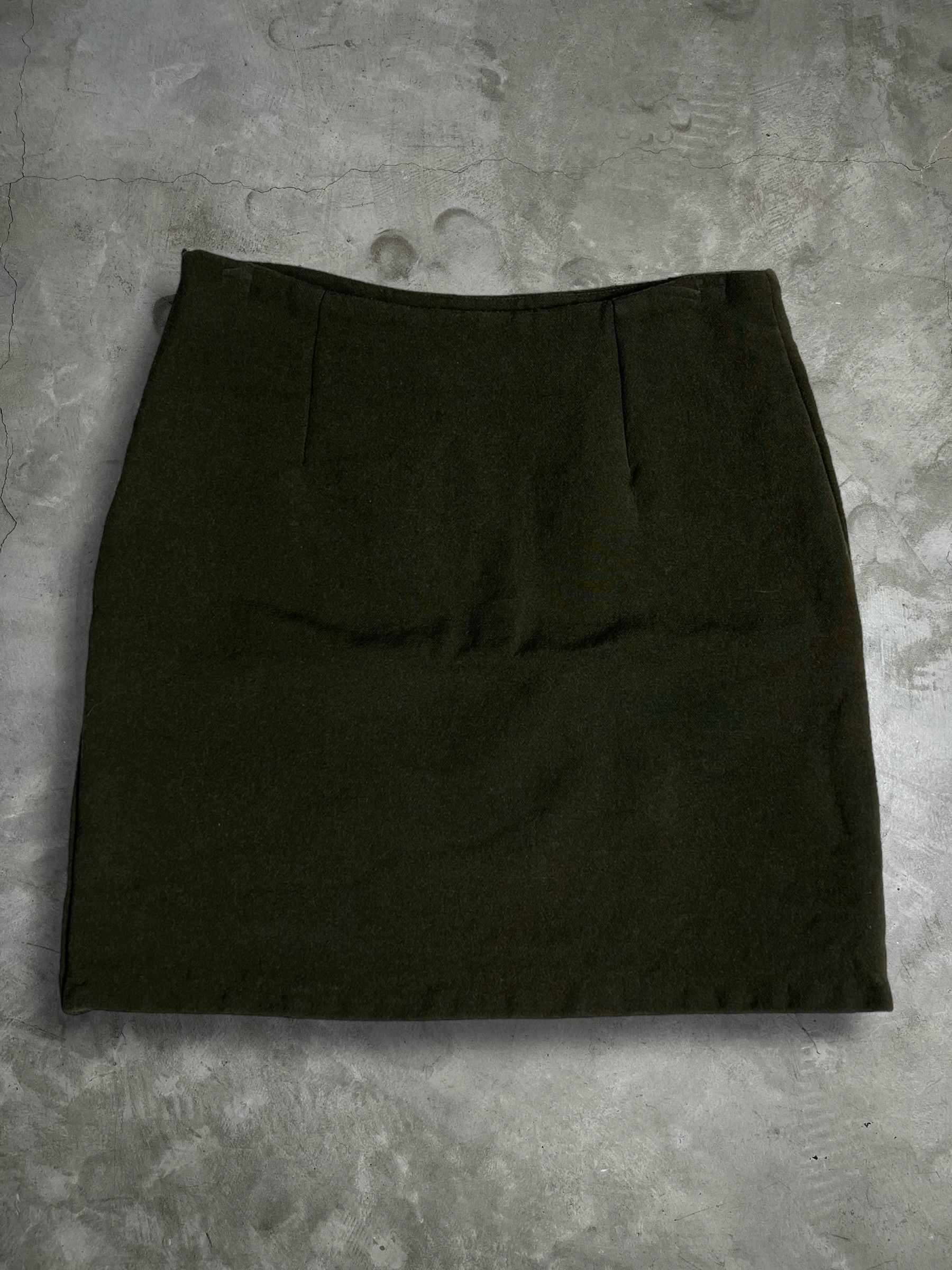 Versace VERSUS Gianni Versace Mini Skirt GTMPT341 Size 28" / US 6 / IT 42 - 7 Thumbnail